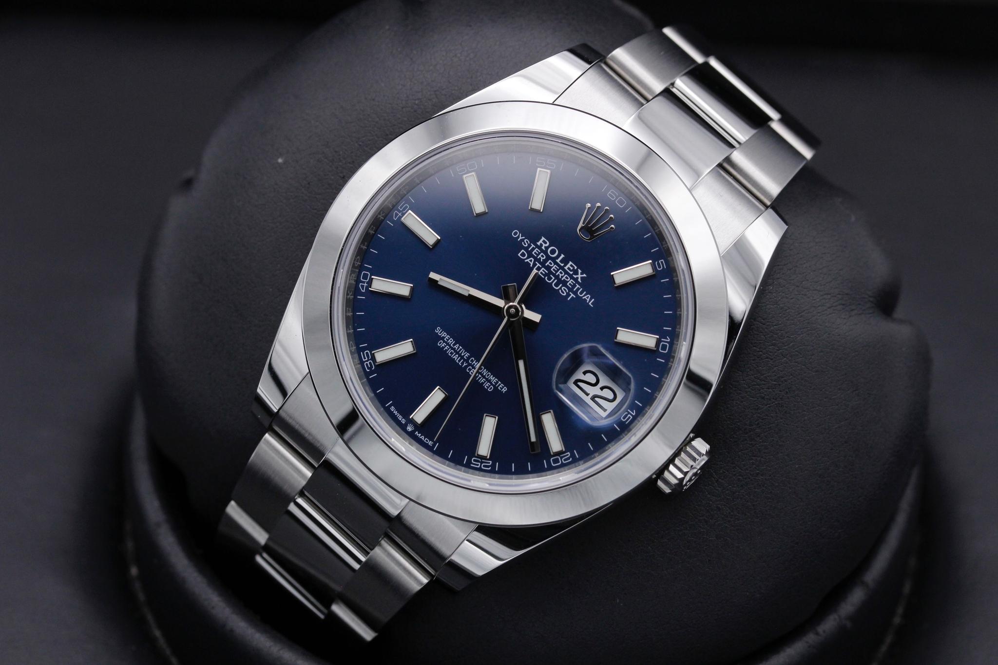 Watch Image 9