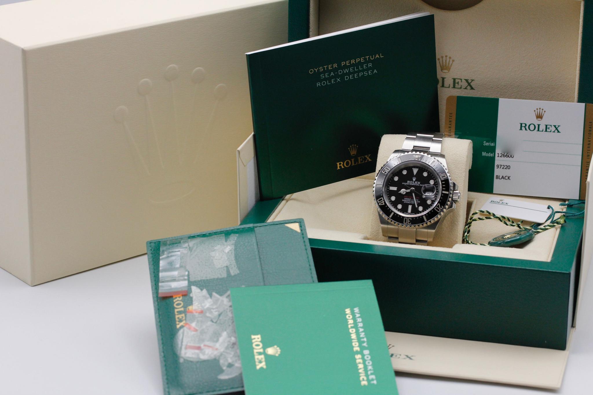 Watch Image 11