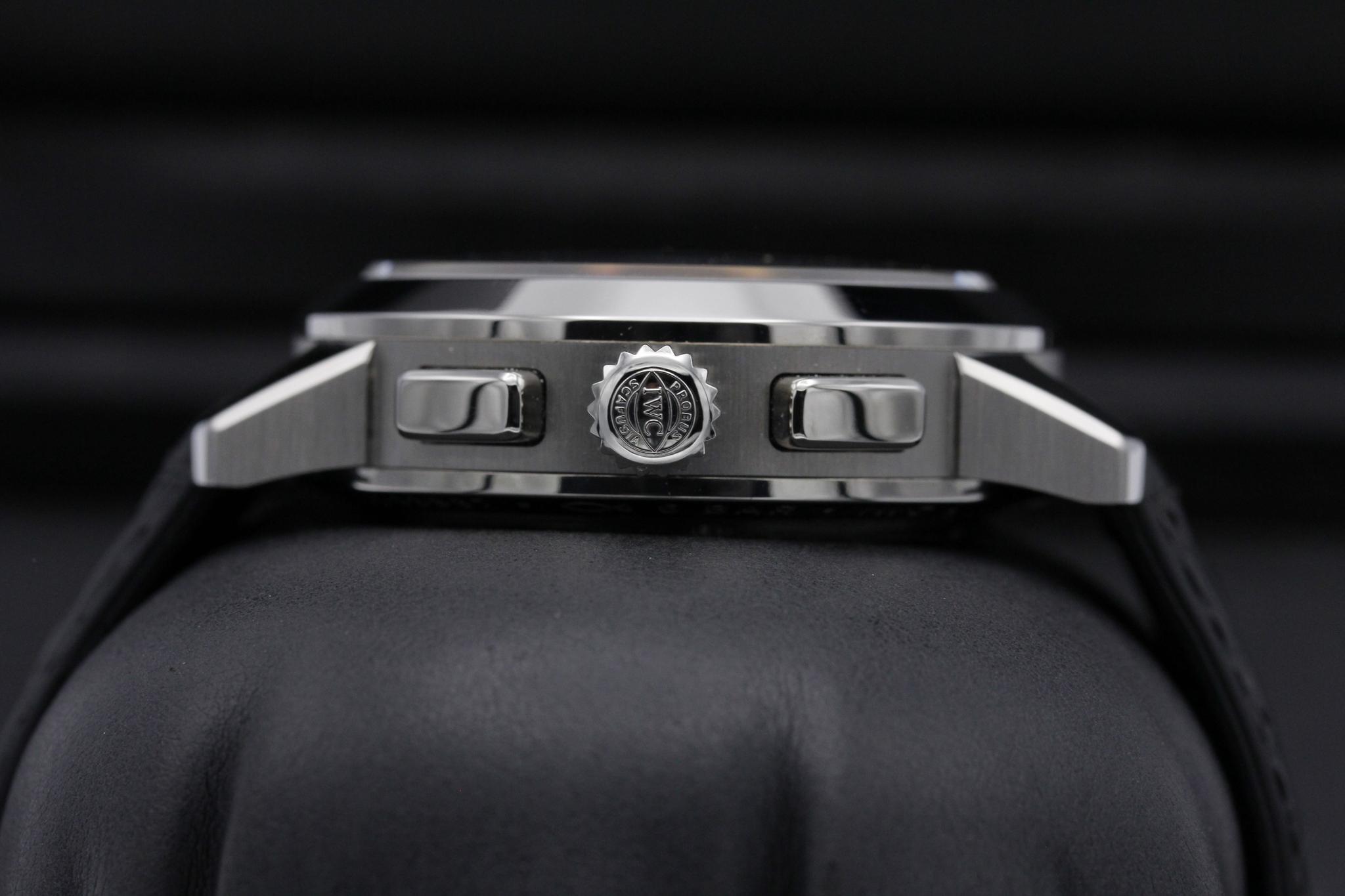 Watch Image 3