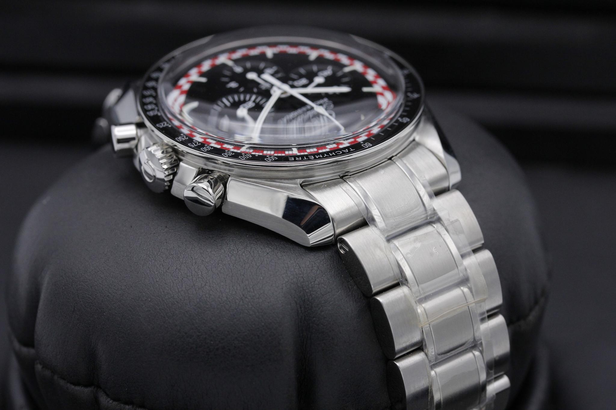 Watch Image 4