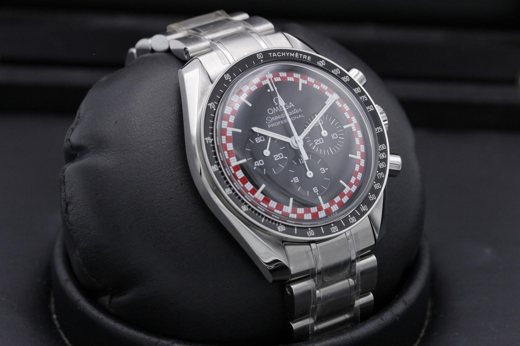 Watch Image 10