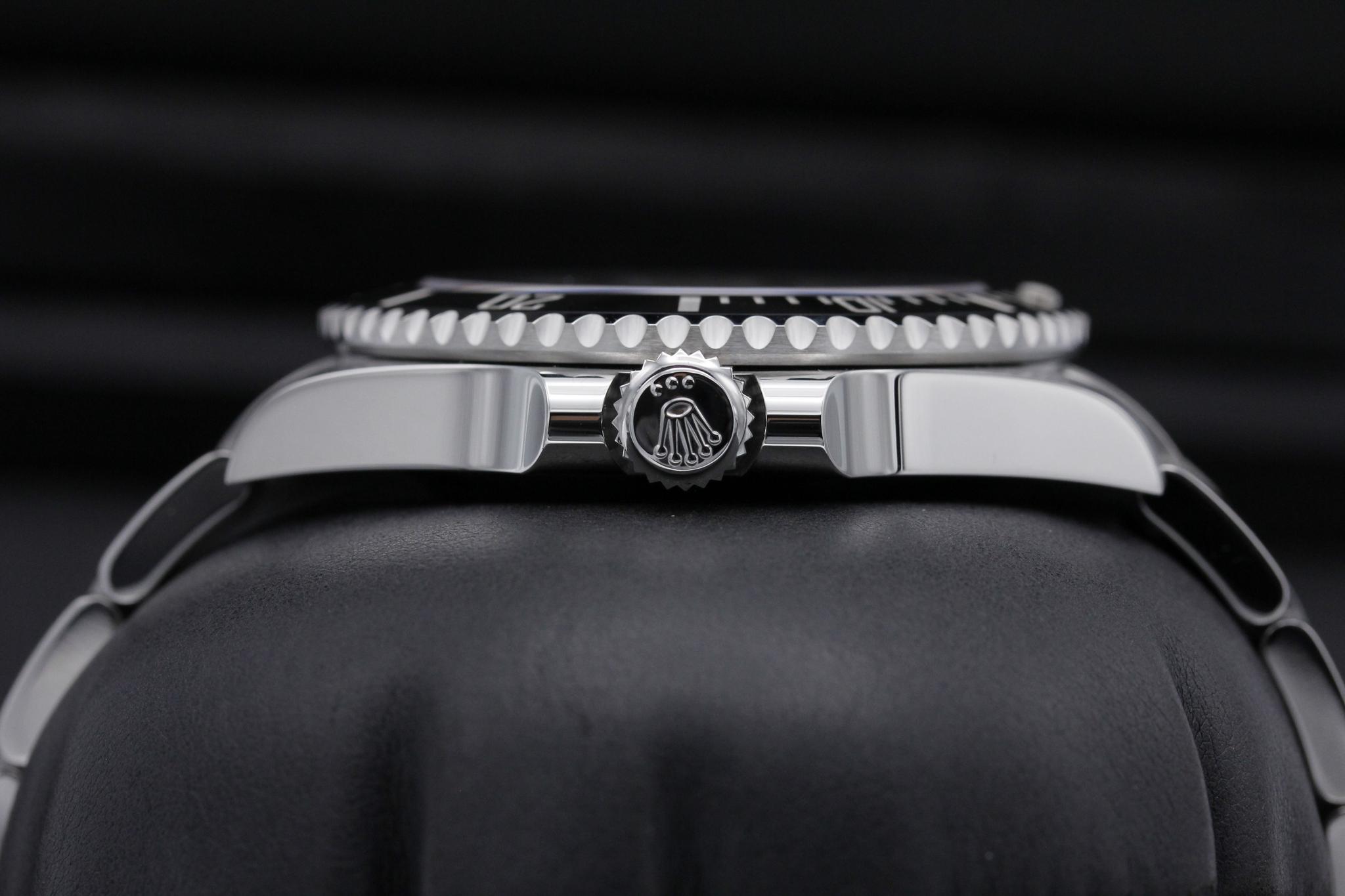 Watch Image 3
