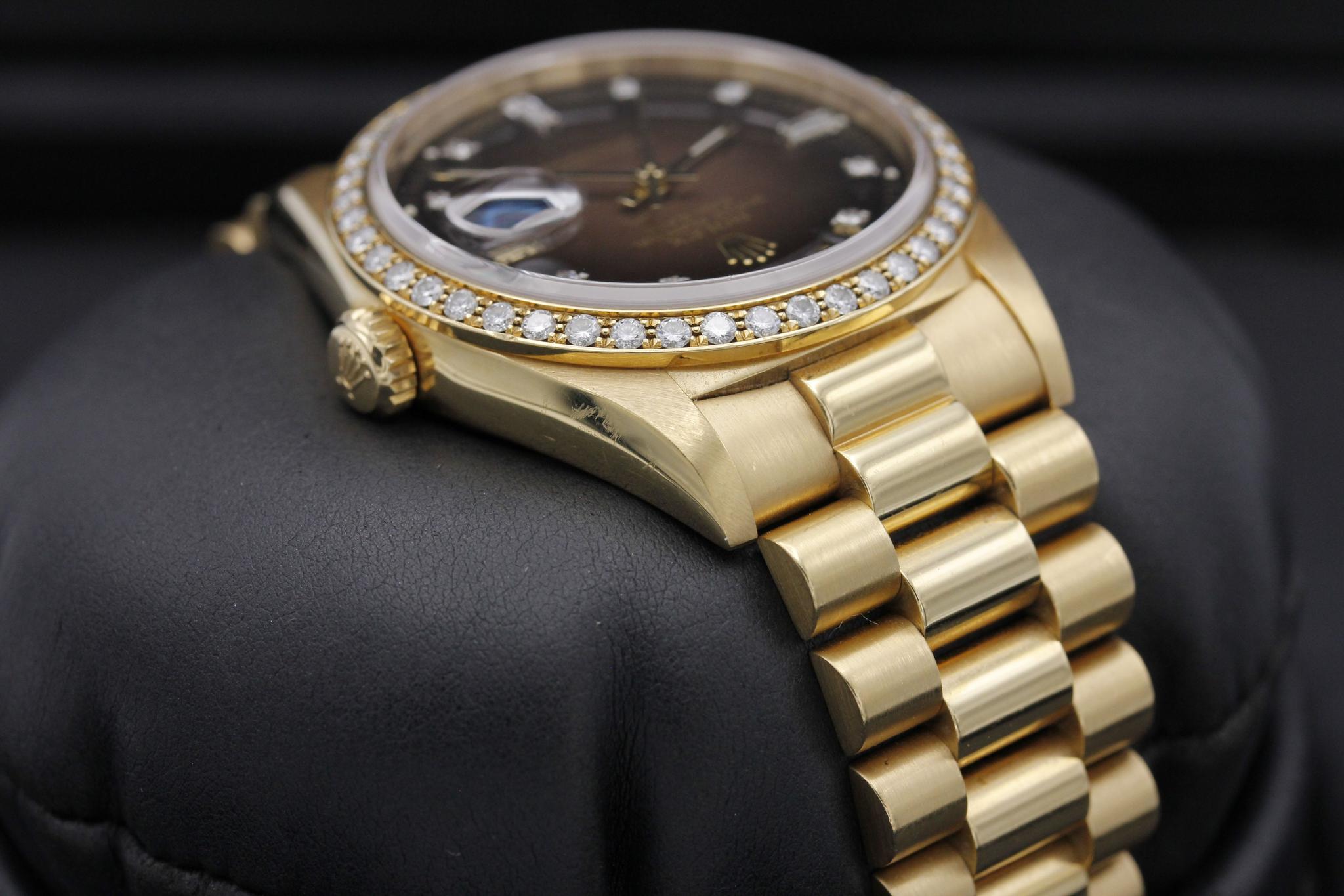 Watch Image 5