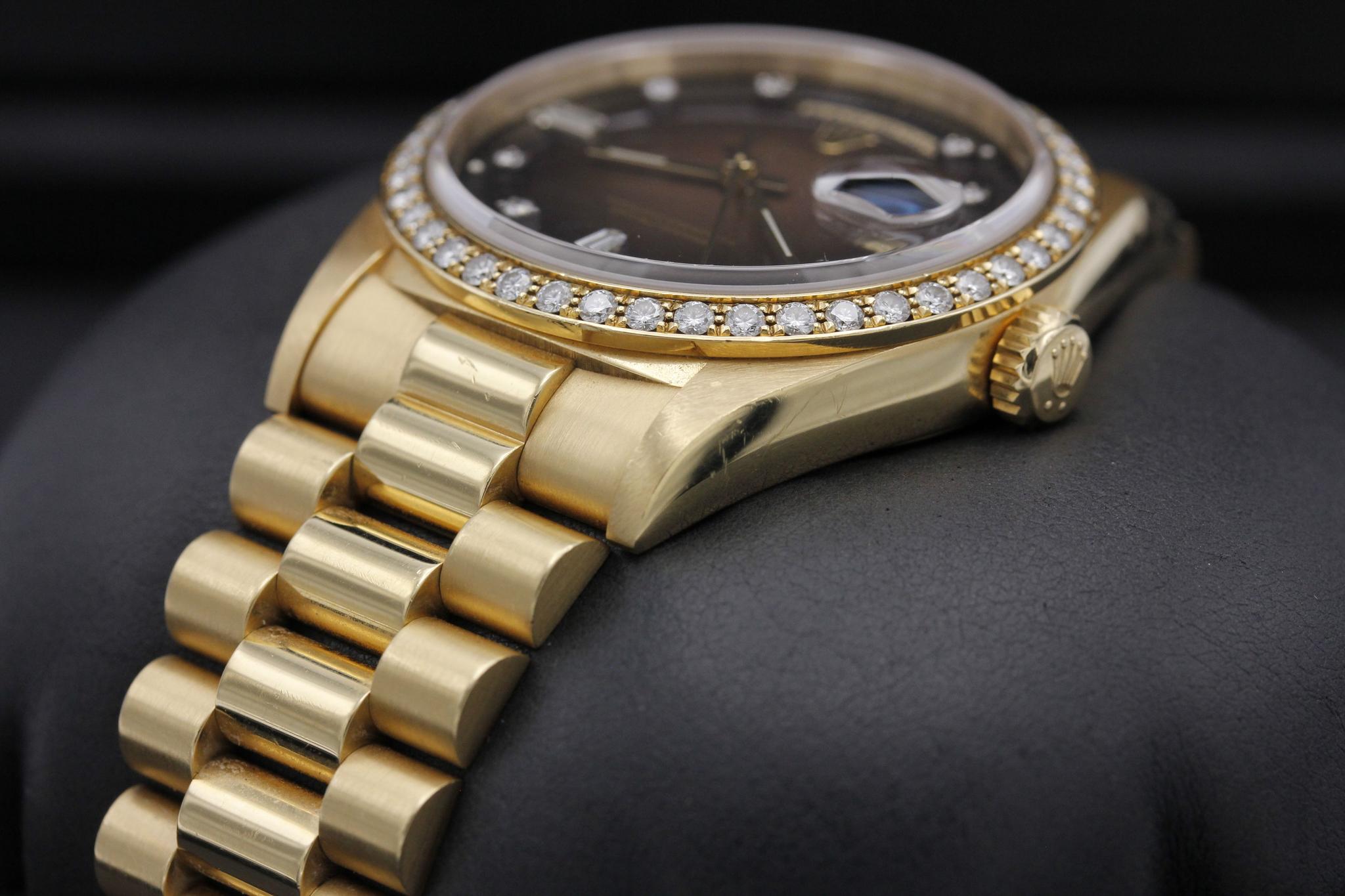 Watch Image 3
