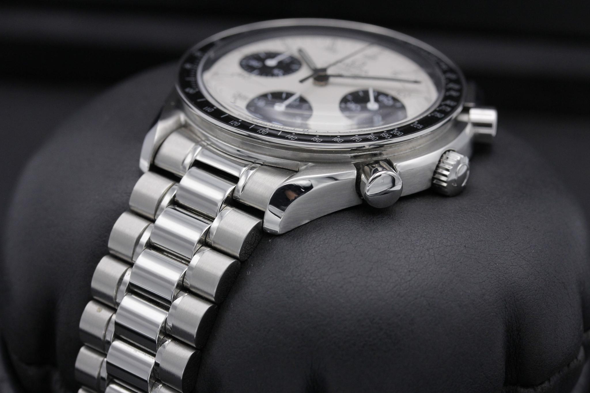 Watch Image 3