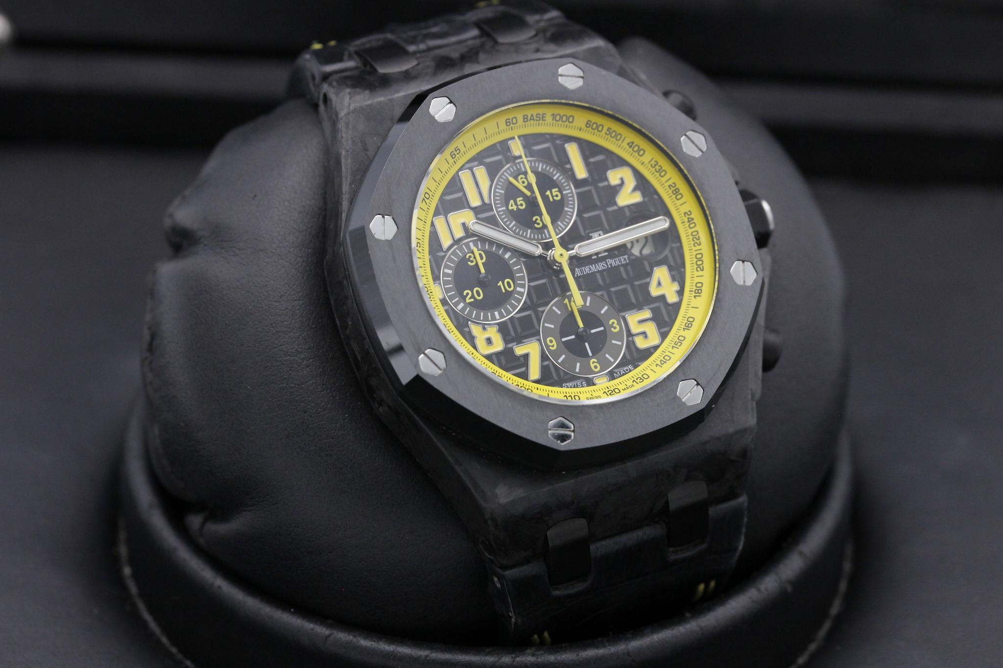 Watch Image 10