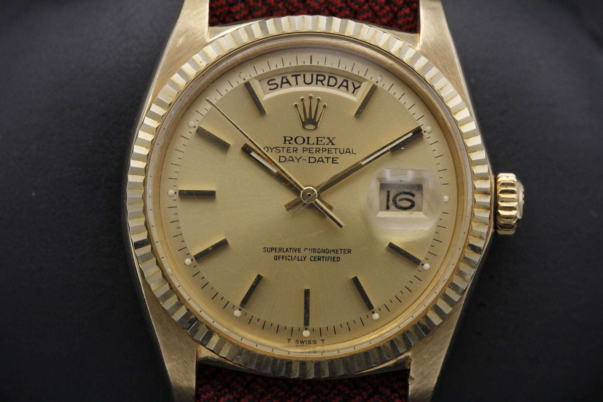 Watch Image 2