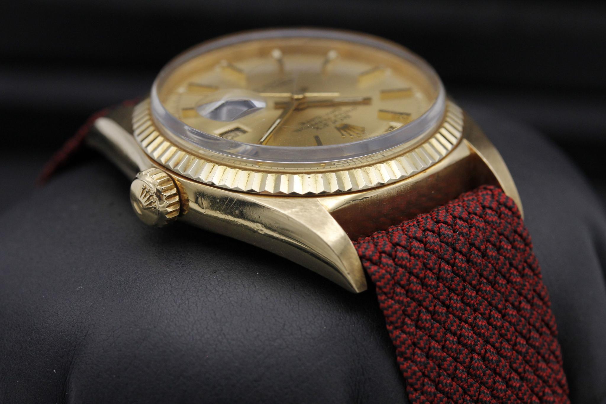 Watch Image 5