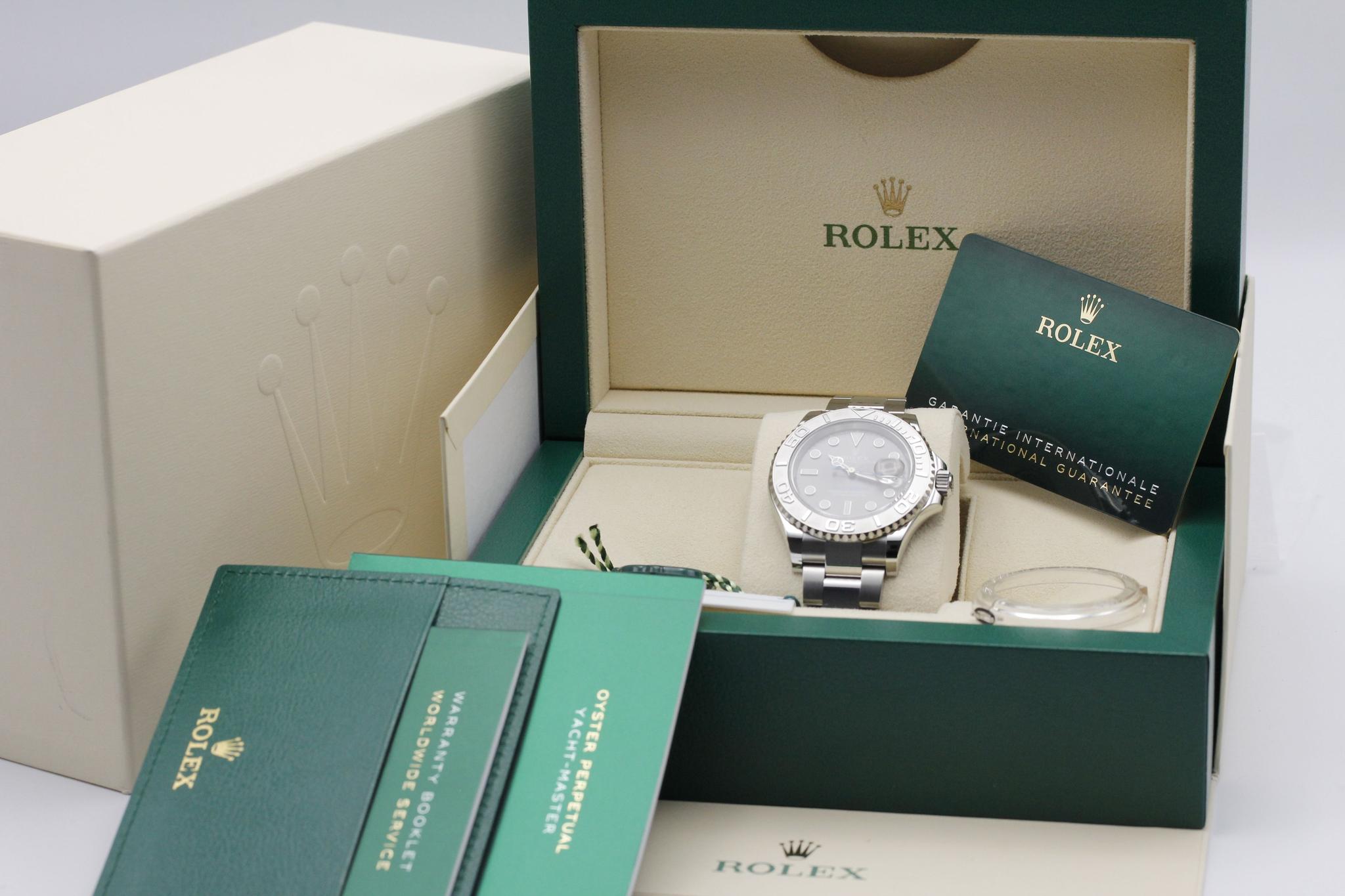 Watch Image 11