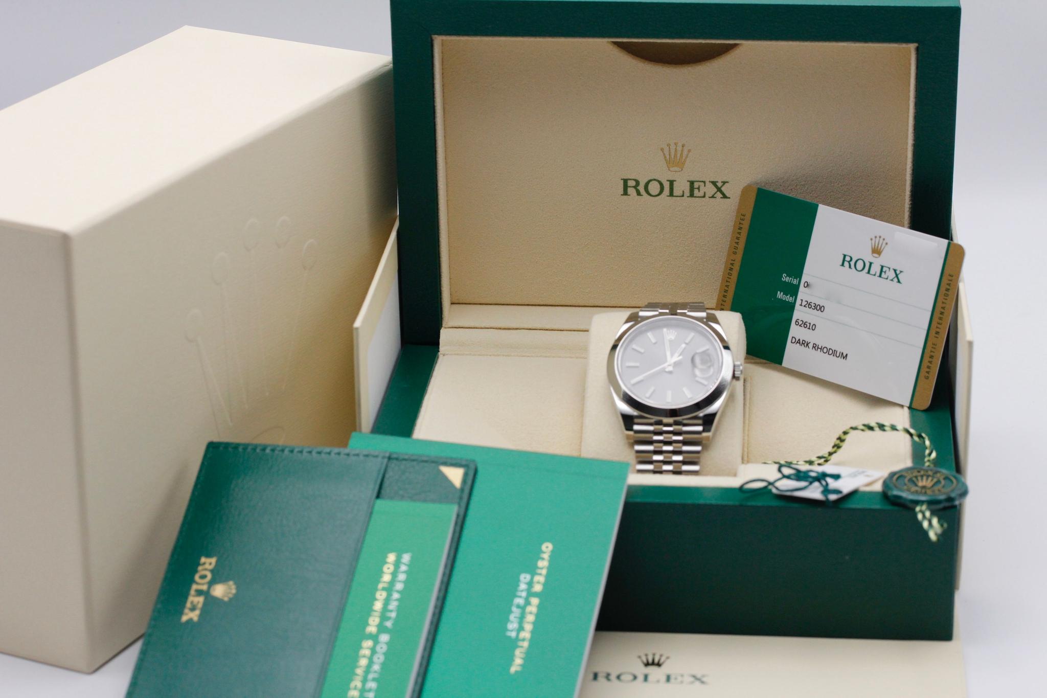 Watch Image 11
