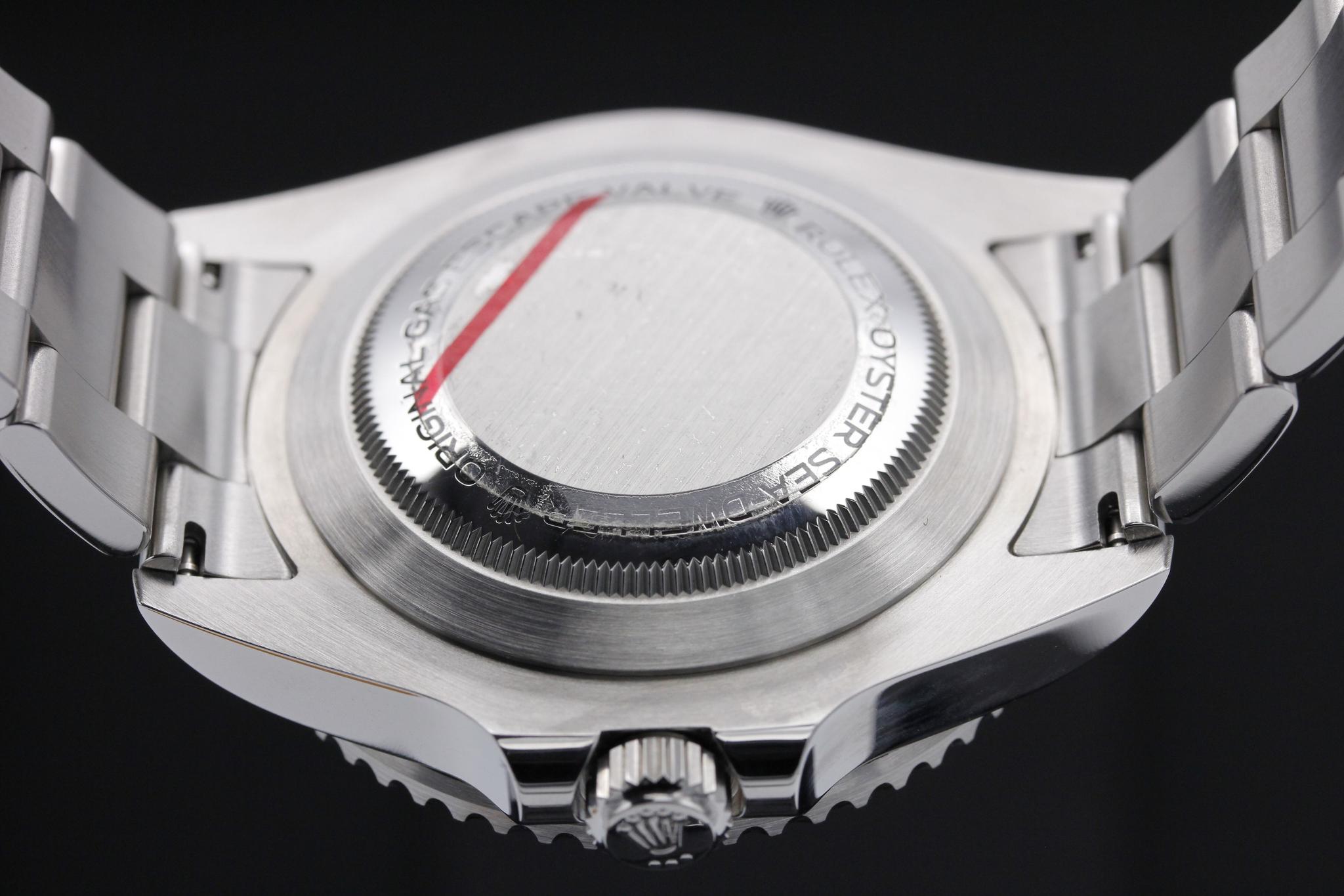 Watch Image 7