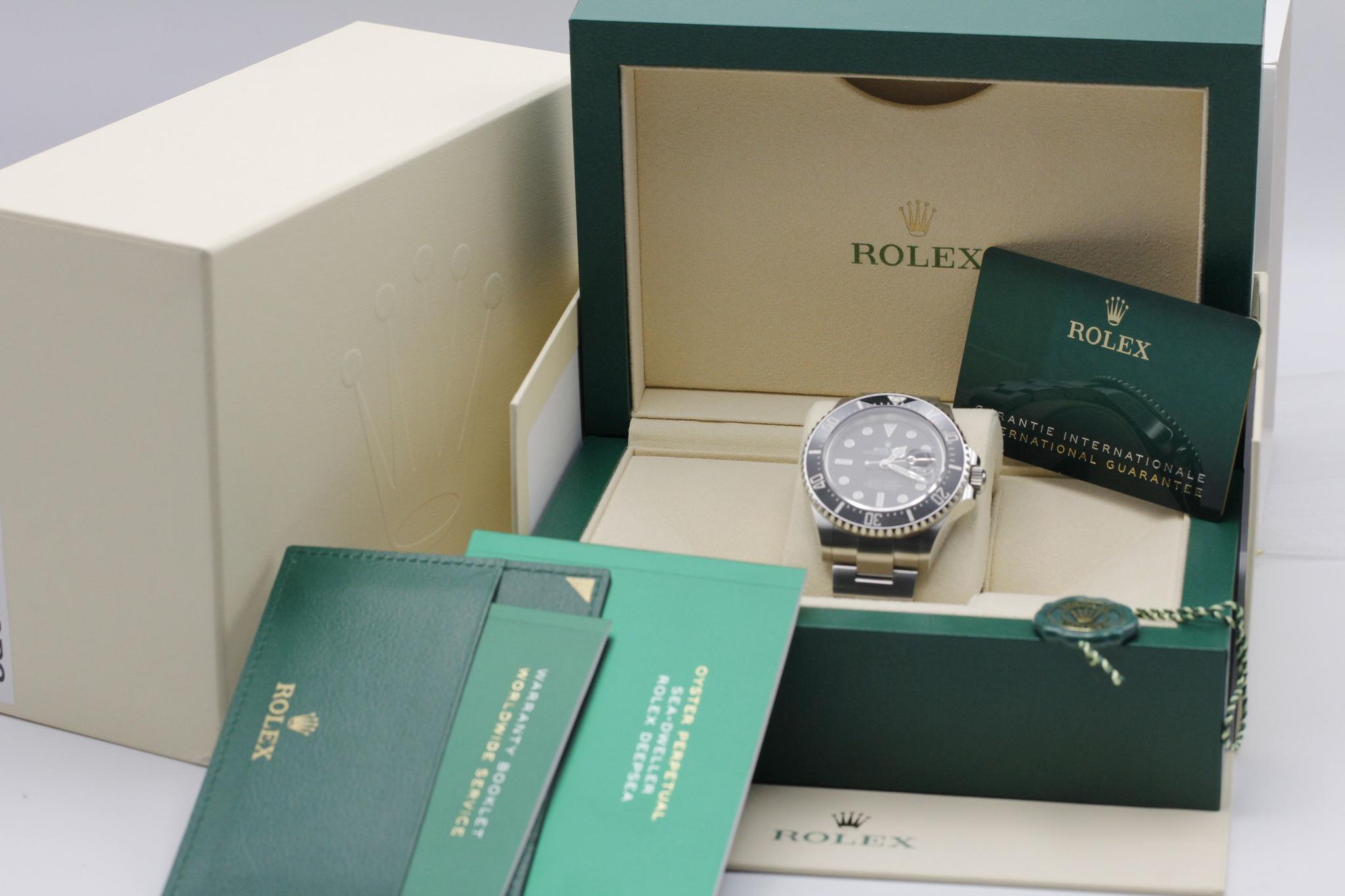 Watch Image 11