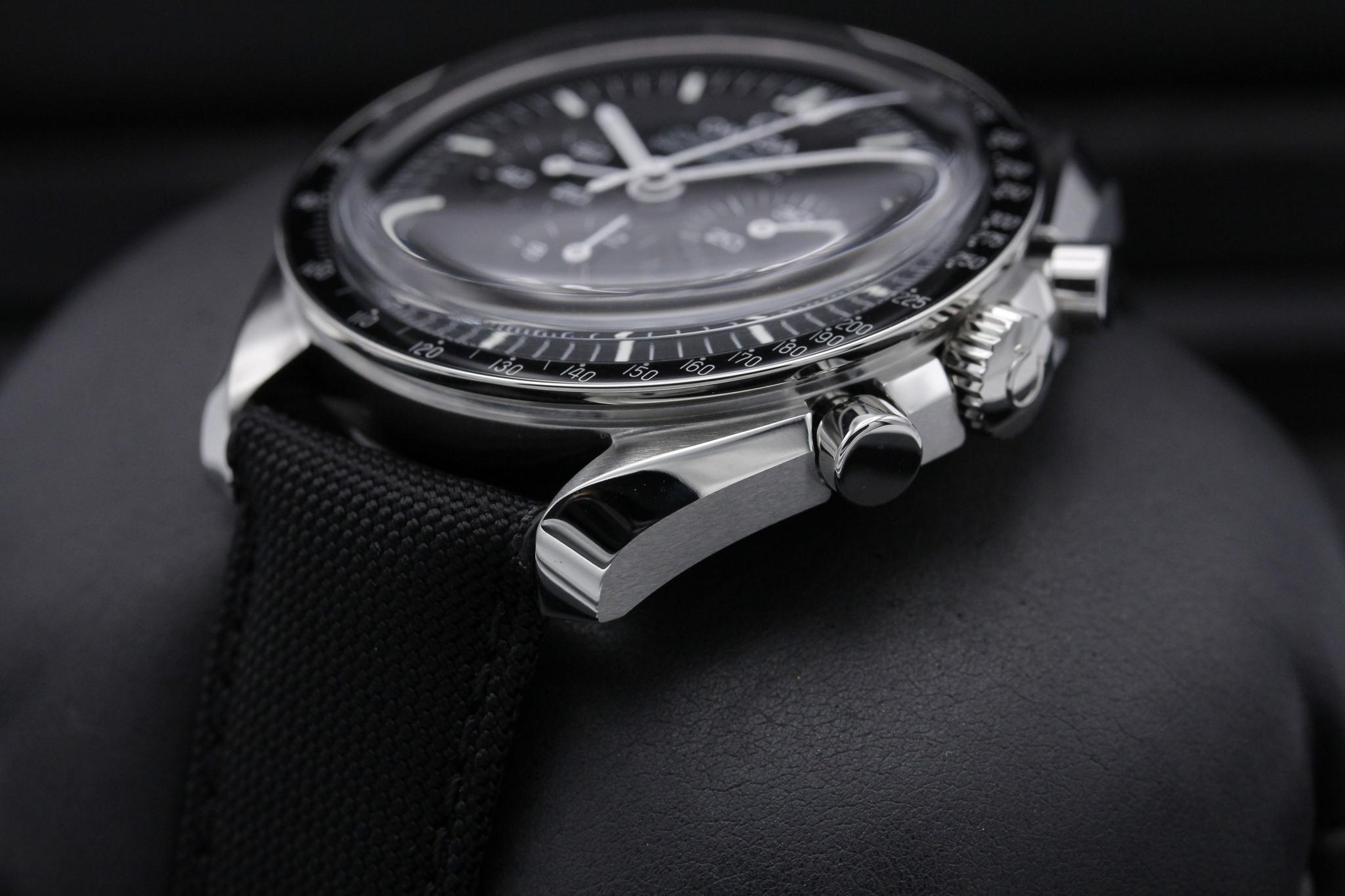 Watch Image 2