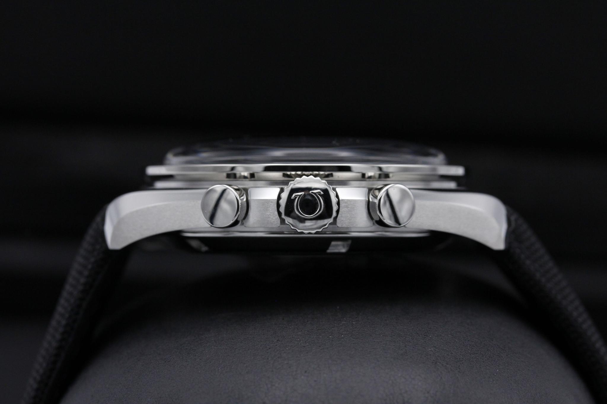 Watch Image 3