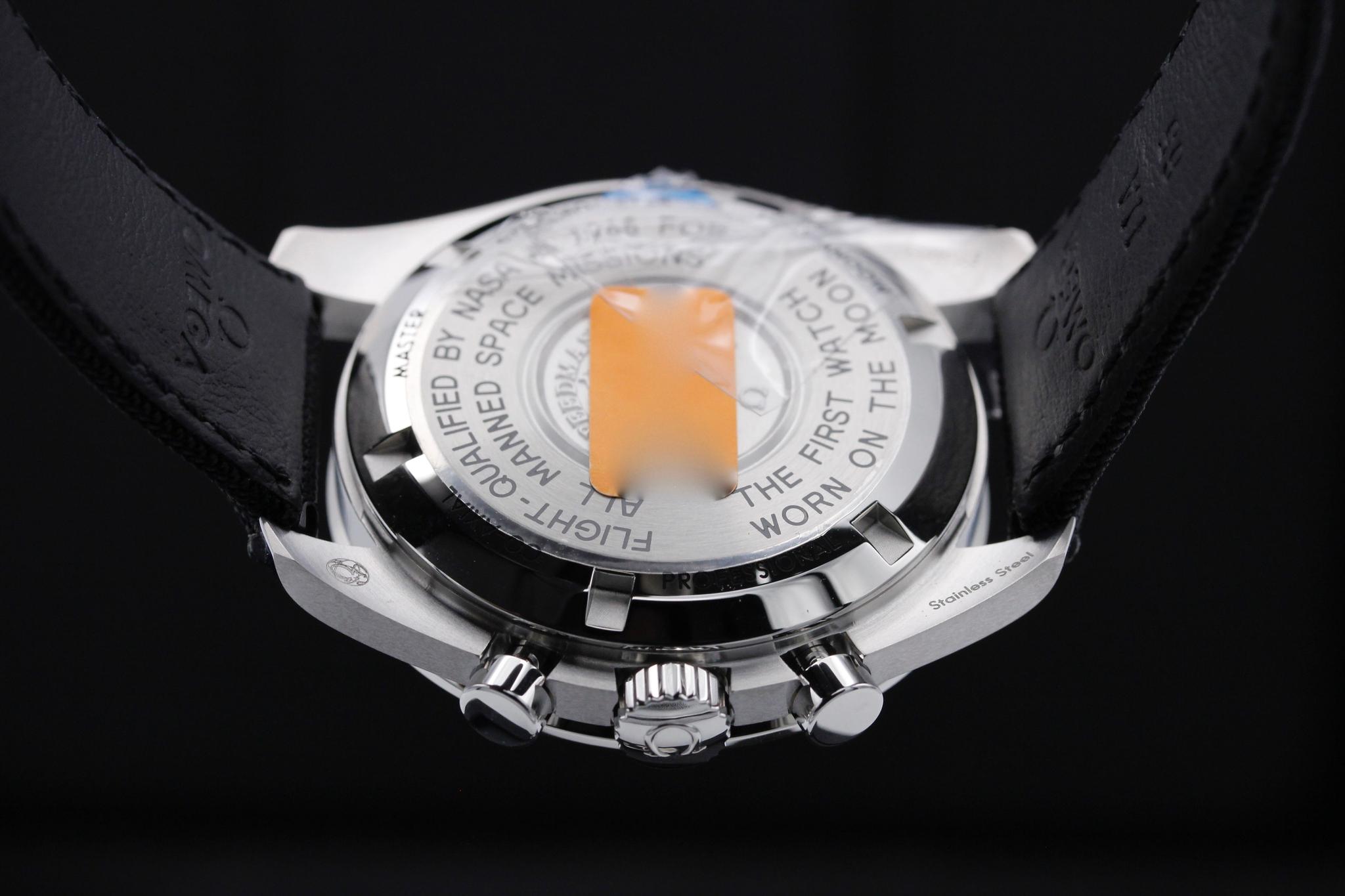 Watch Image 7