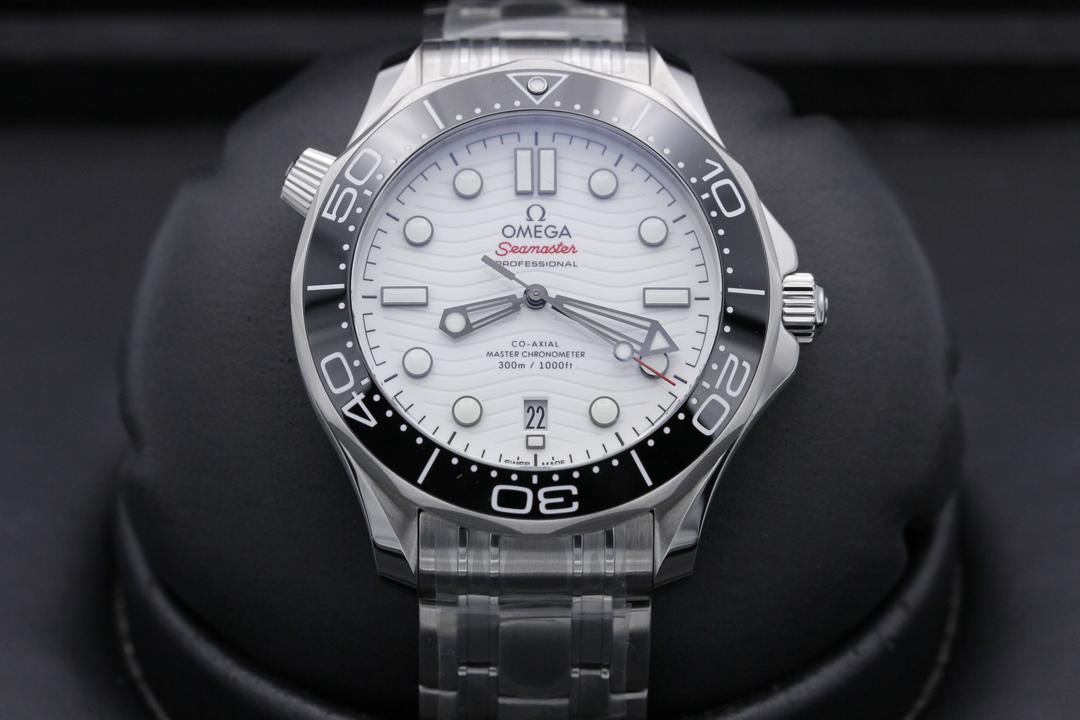 Omega Seamaster 300m 210.30.42.20.04.001