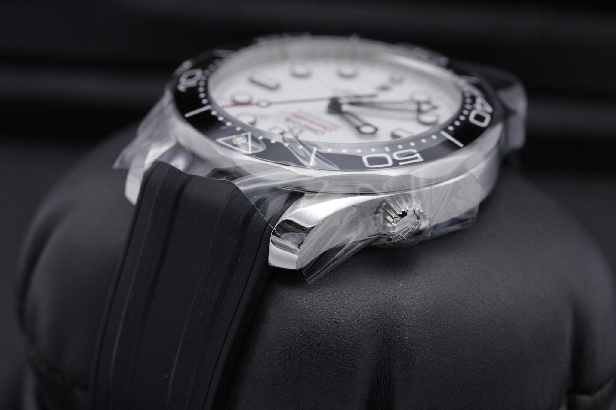 Watch Image 5