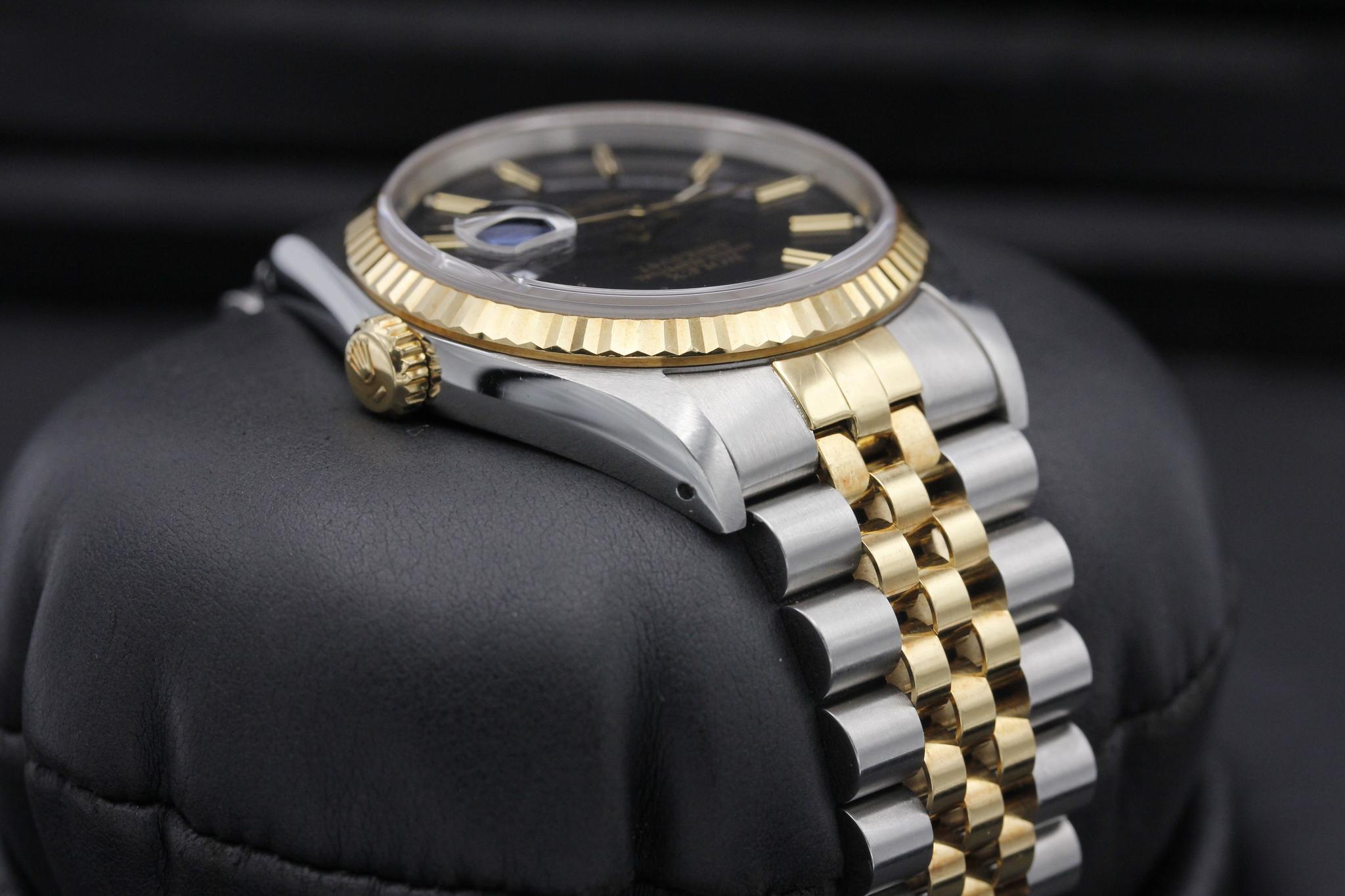 Watch Image 4