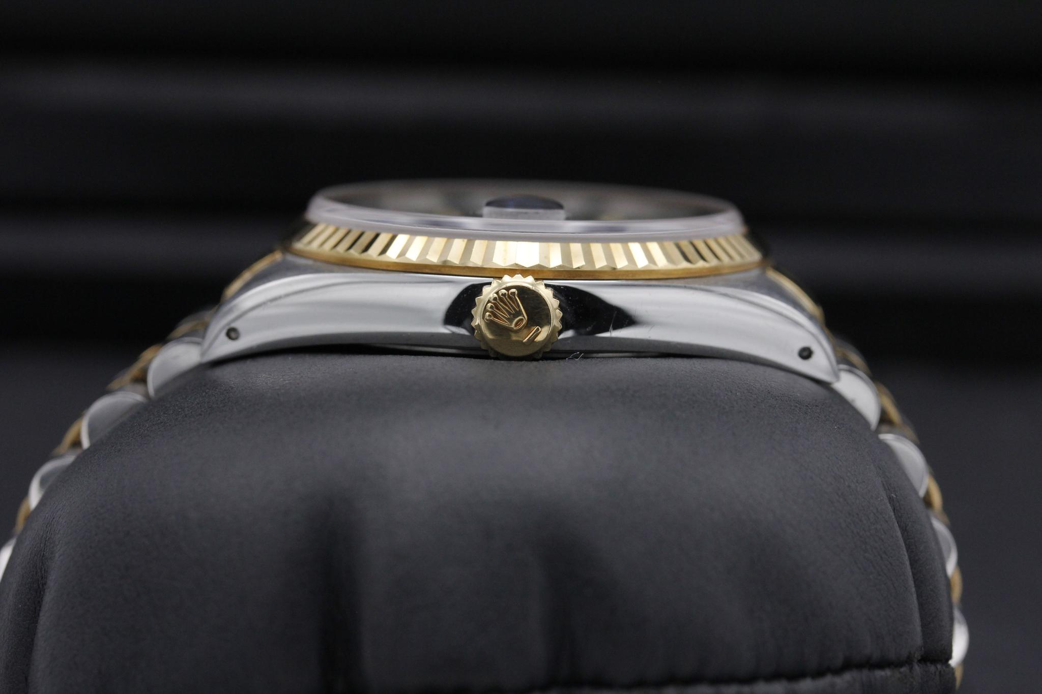 Watch Image 3