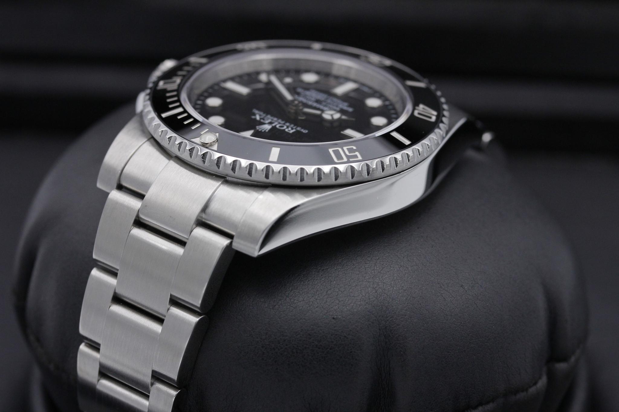 Watch Image 5