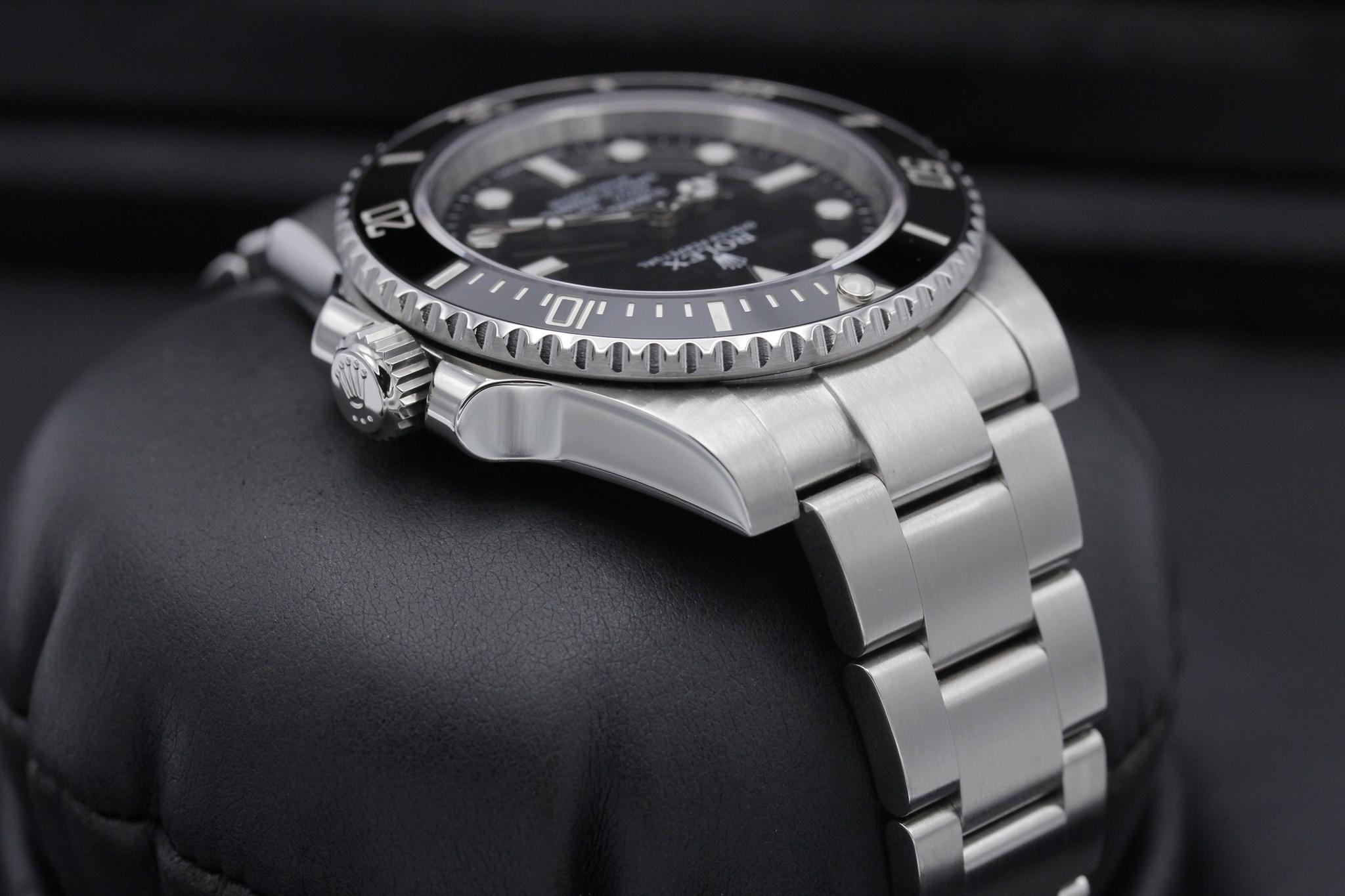 Watch Image 4