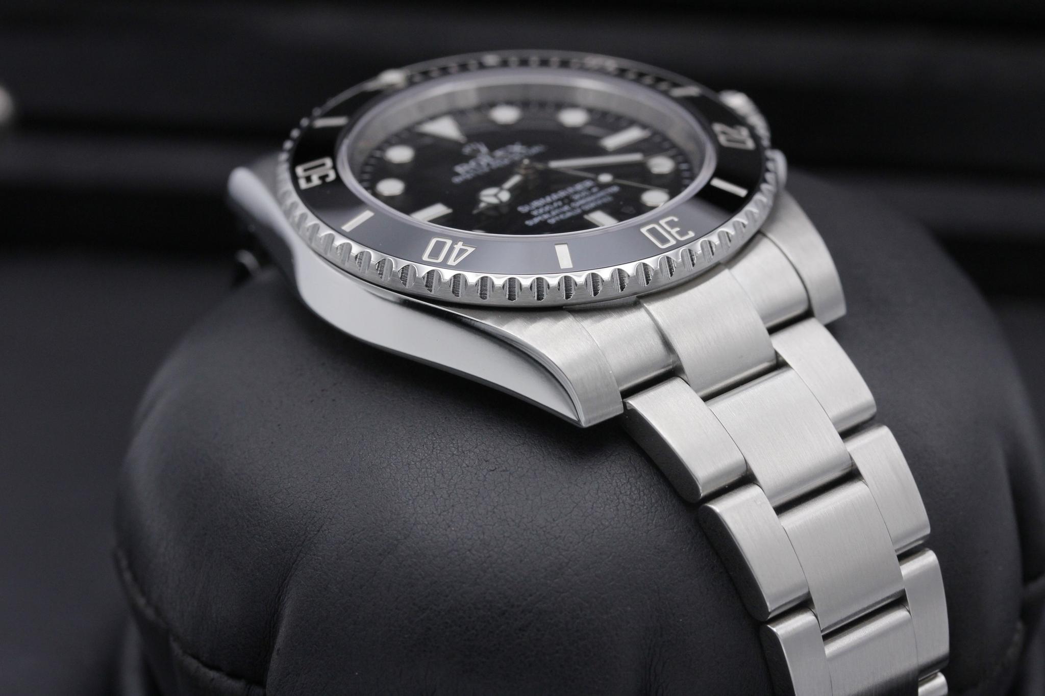 Watch Image 6