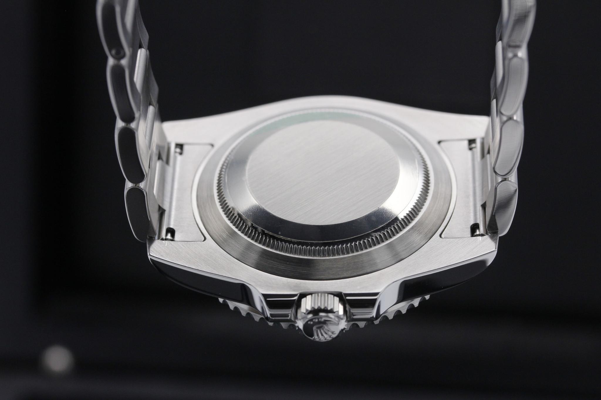 Watch Image 7