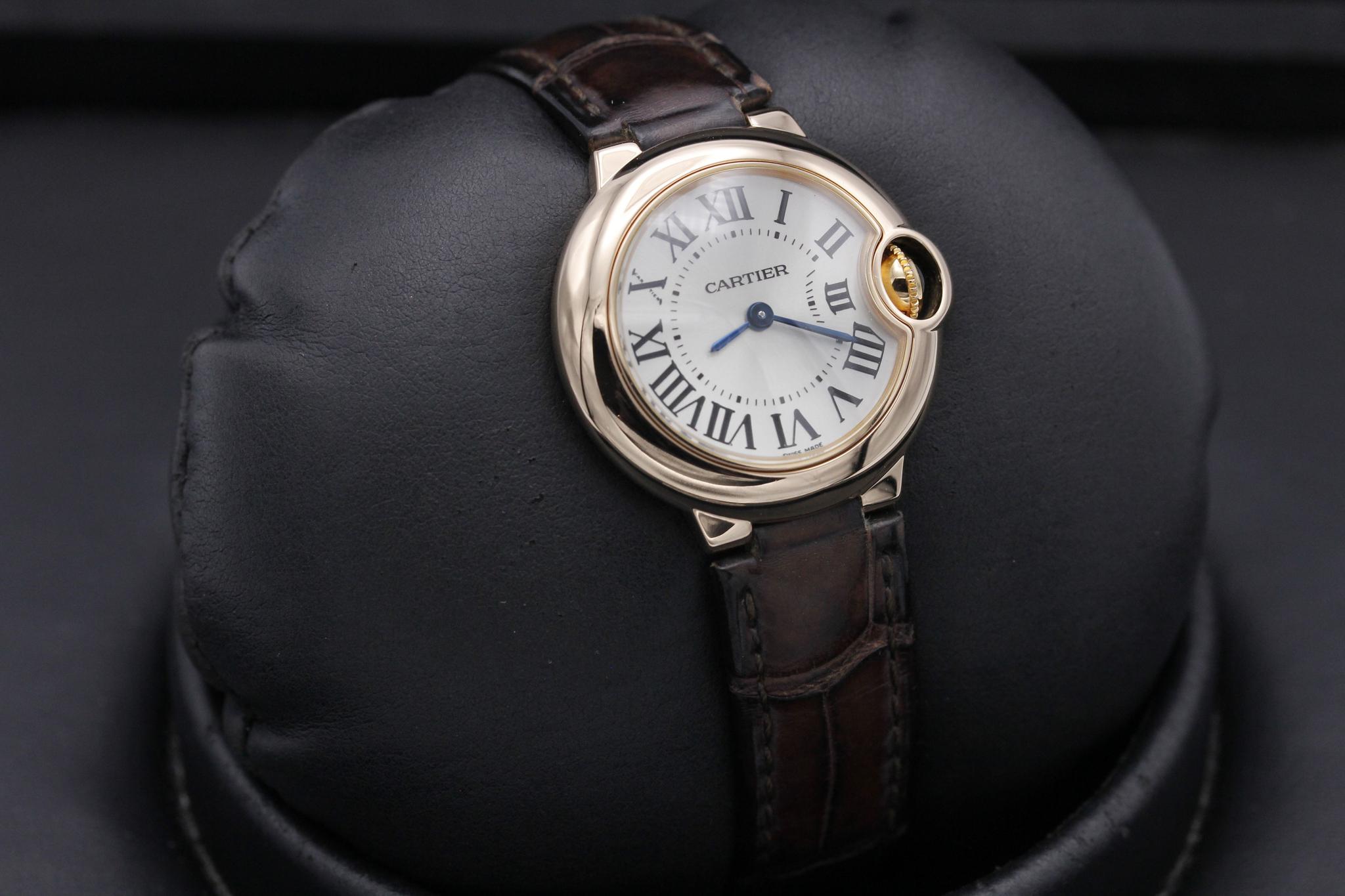 Watch Image 12