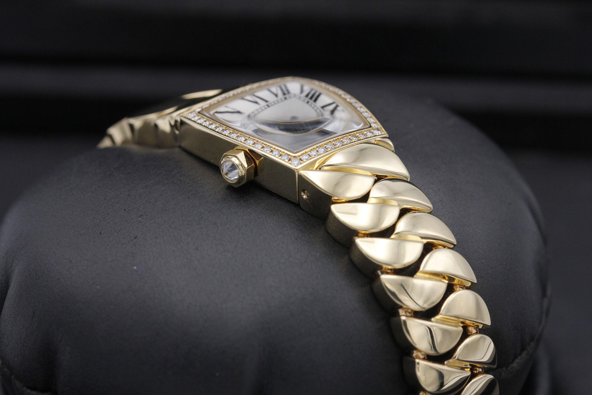 Watch Image 4