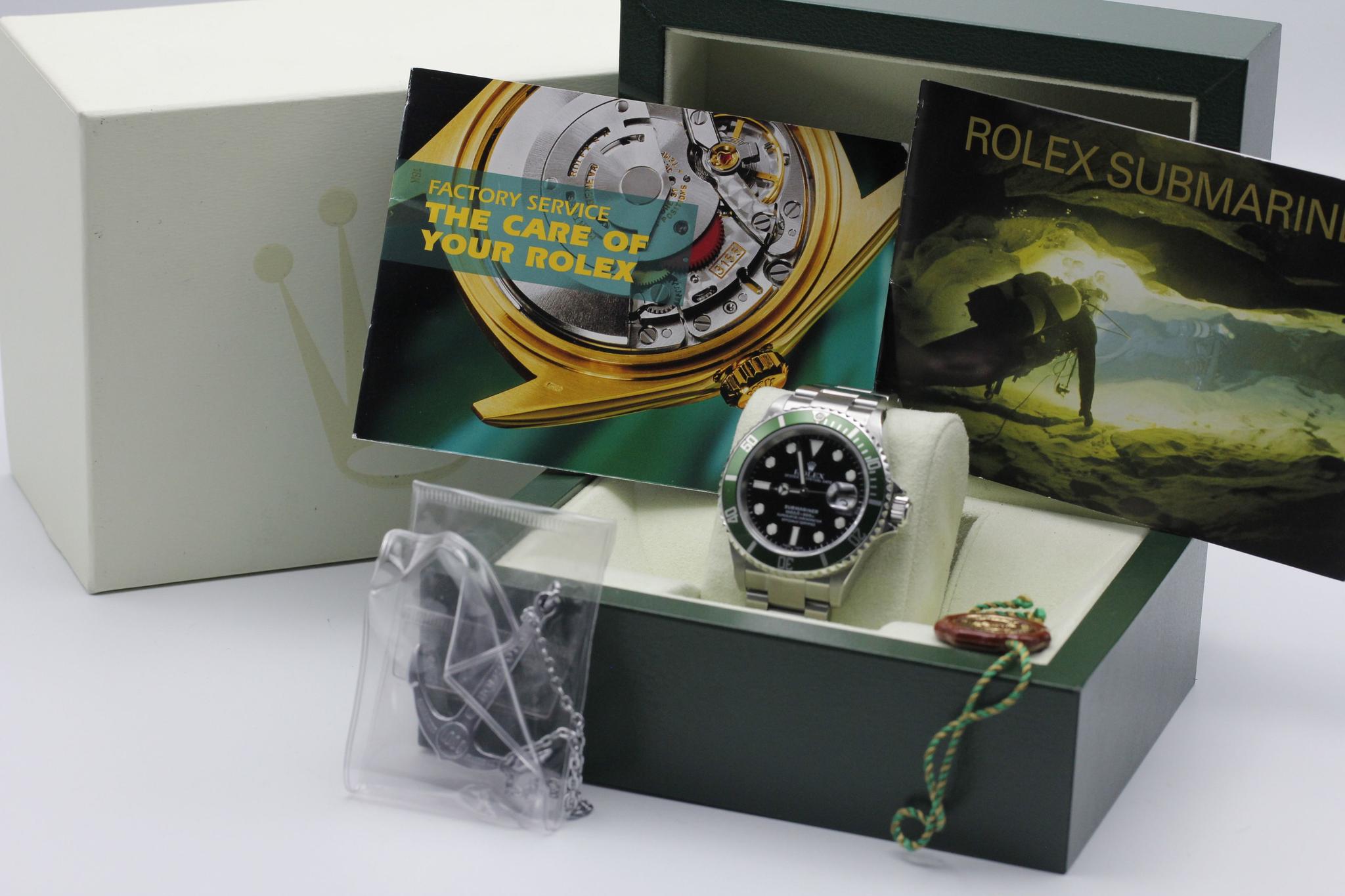 Watch Image 11