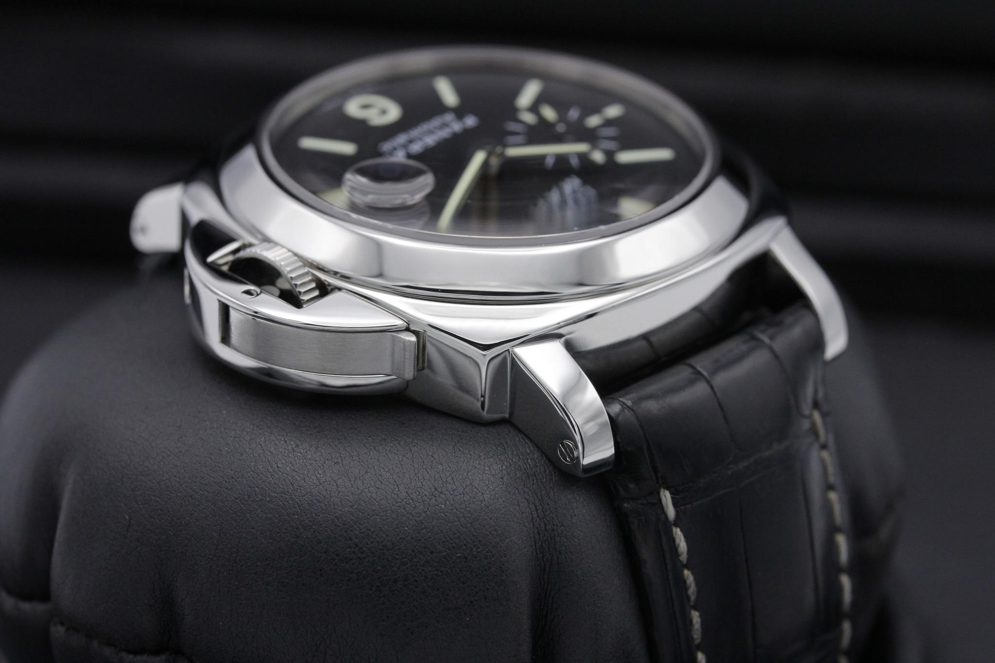 Watch Image 4