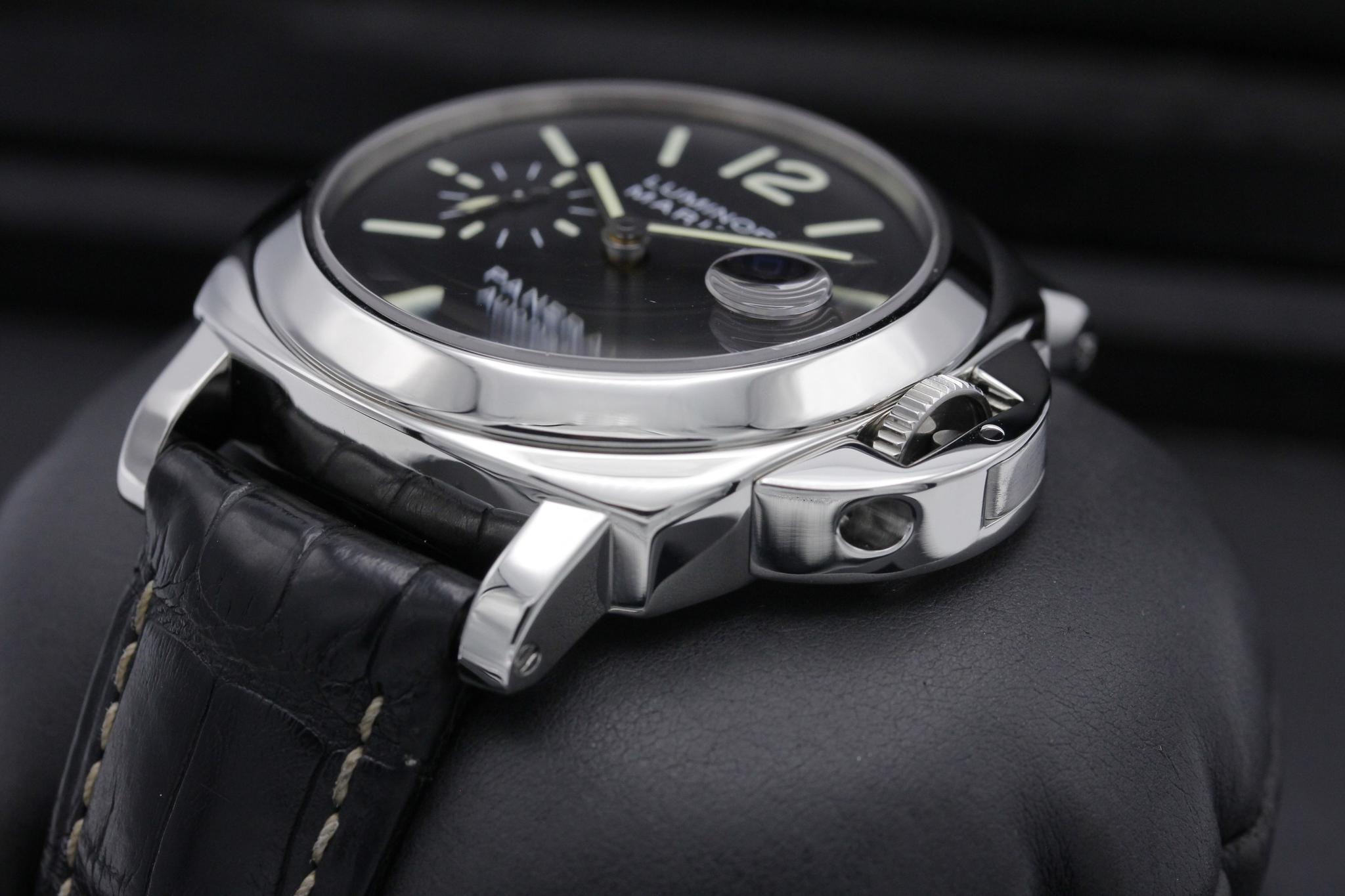 Watch Image 2
