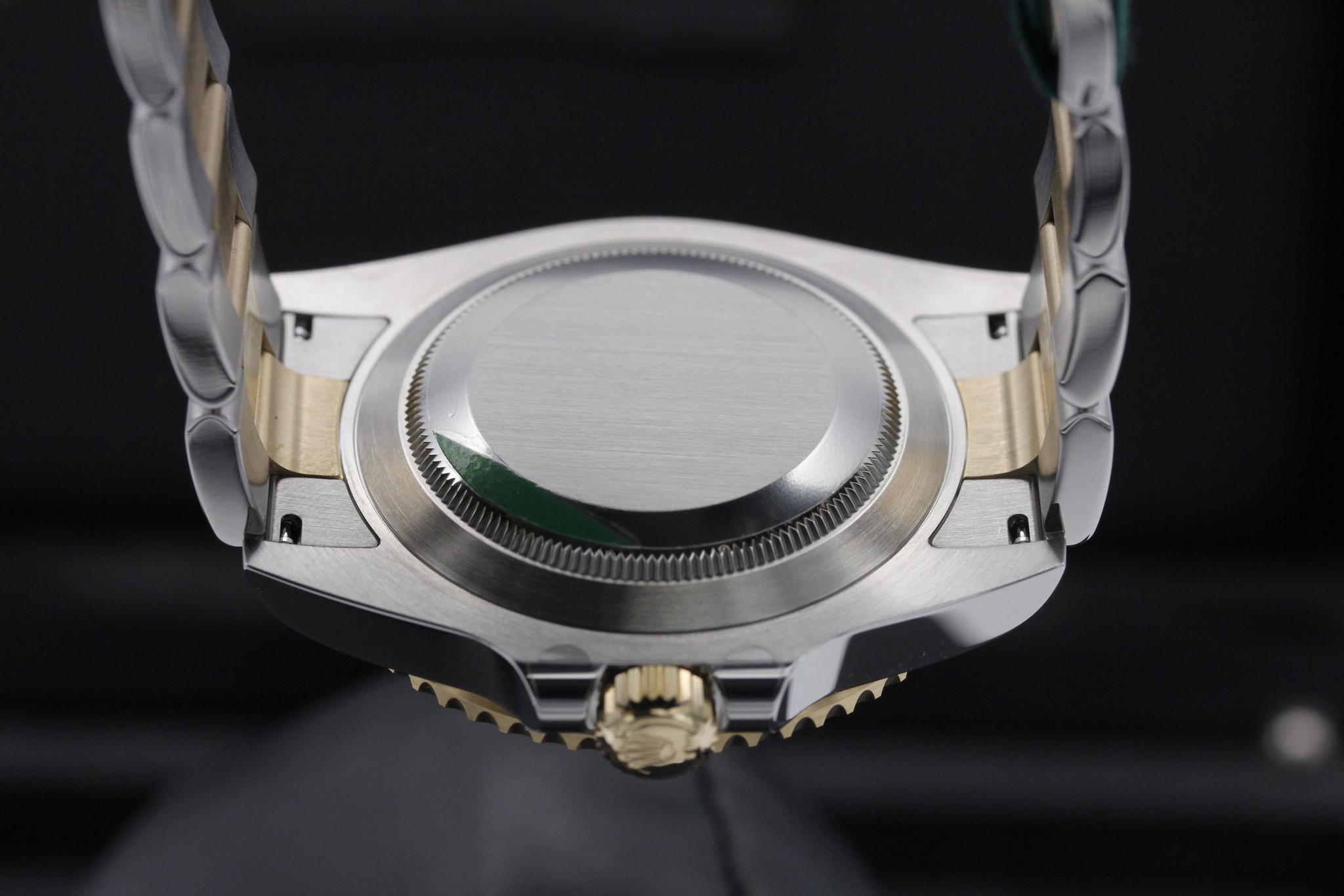 Watch Image 7