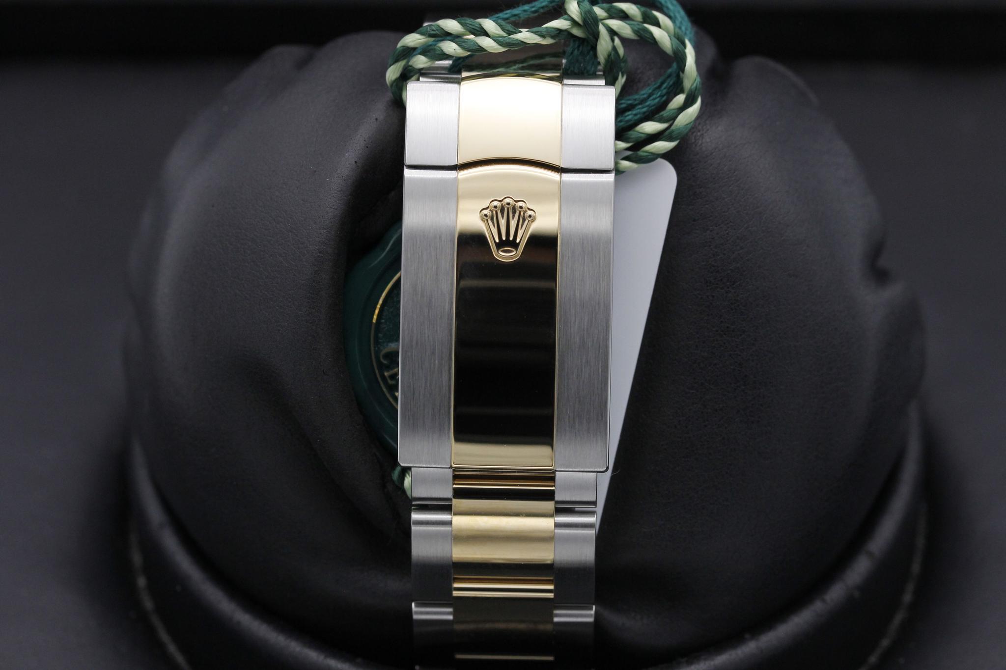 Watch Image 8