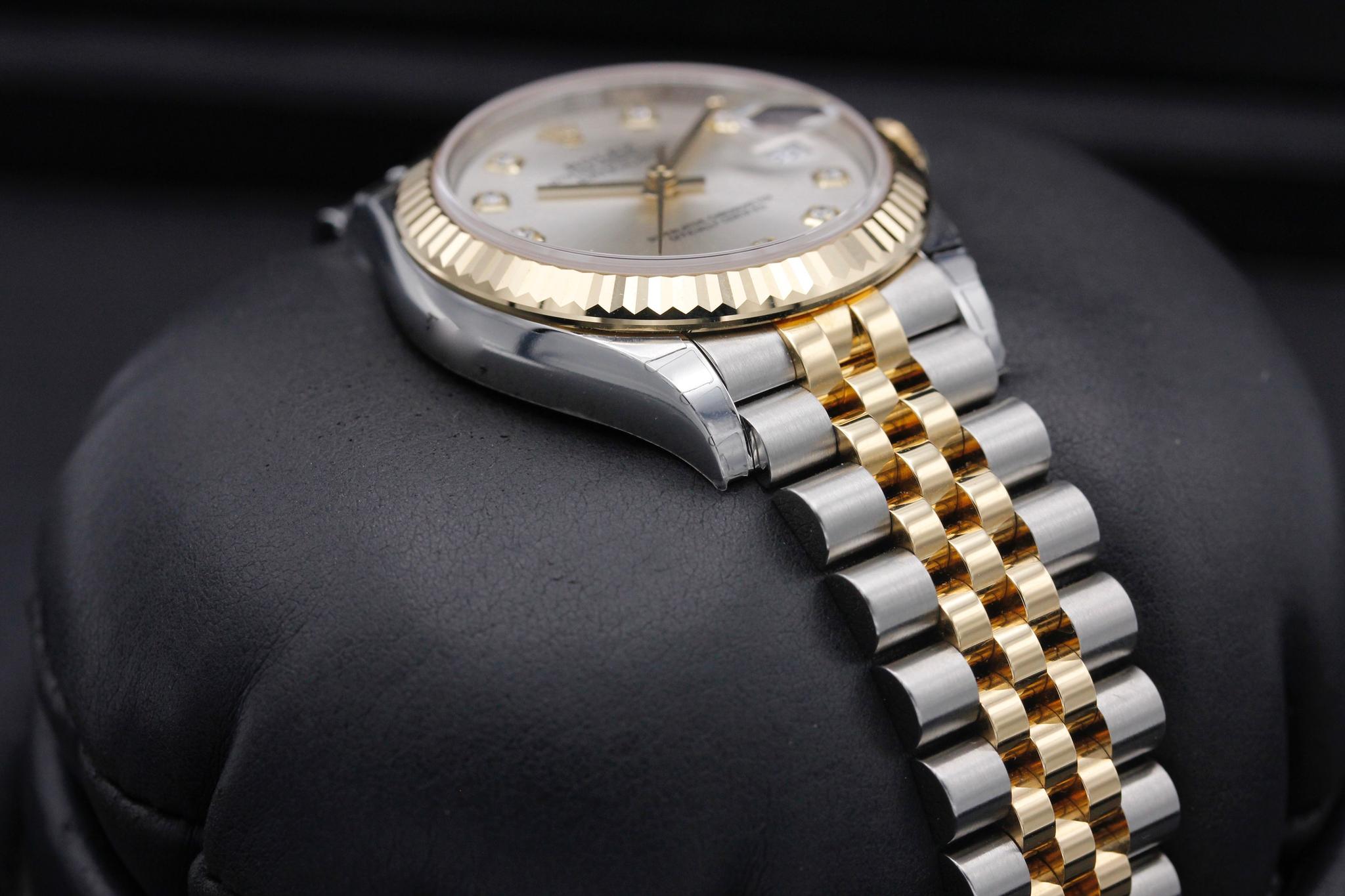 Watch Image 6
