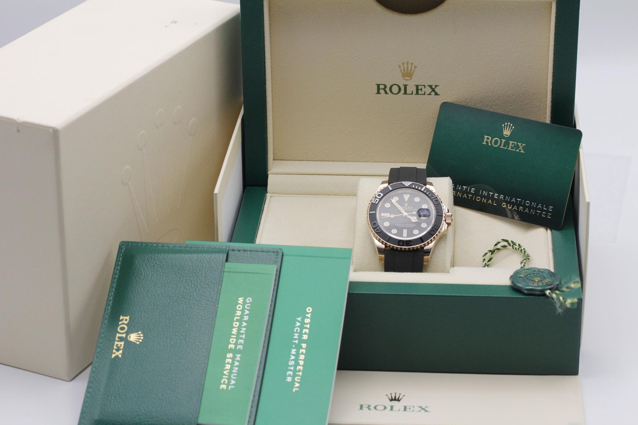 Watch Image 11