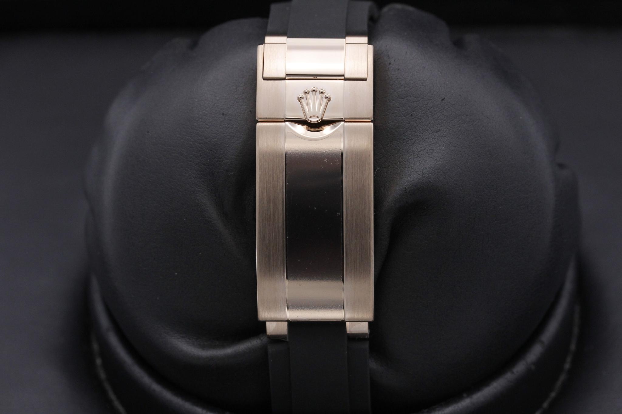 Watch Image 8