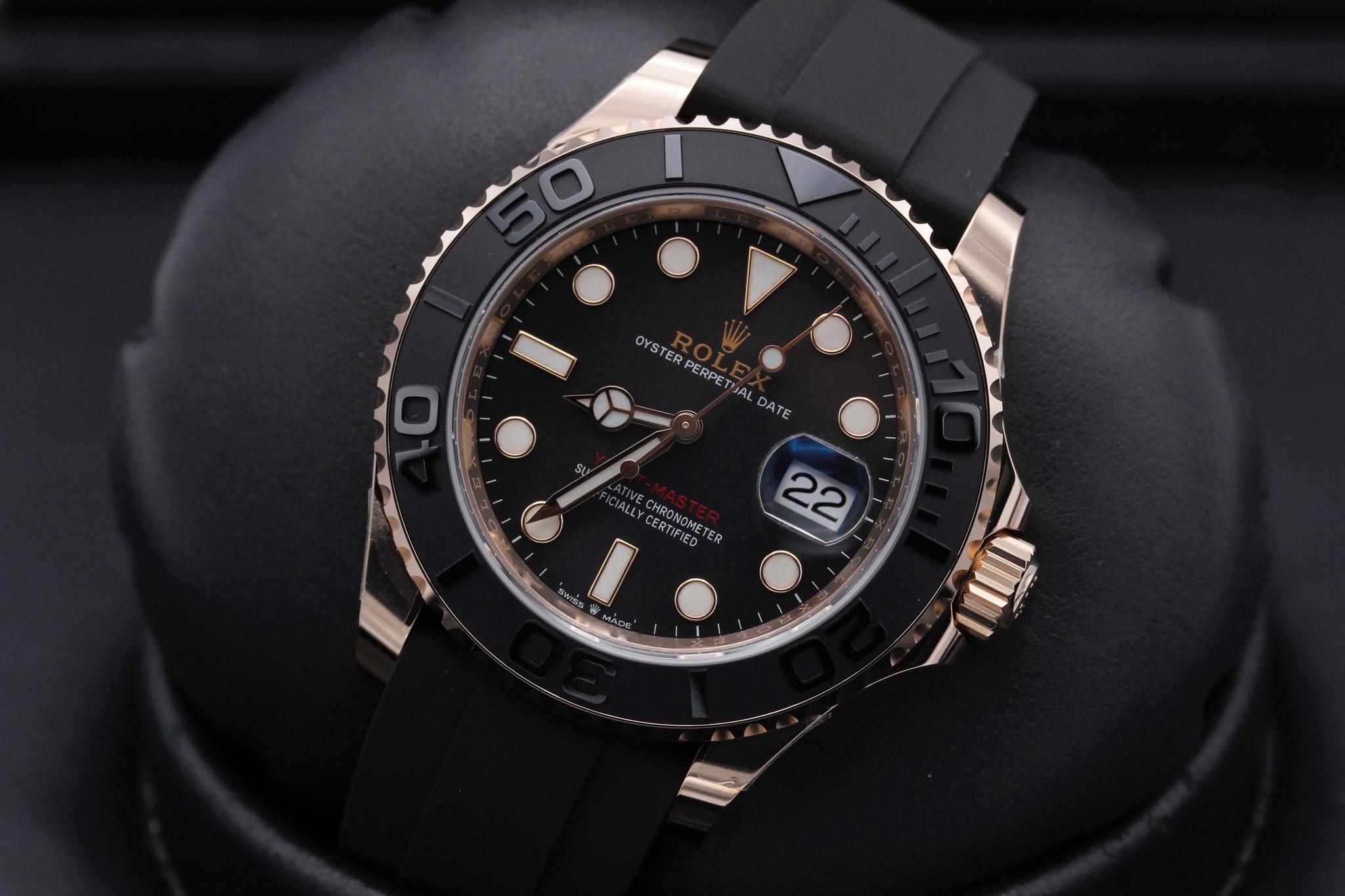 Watch Image 10