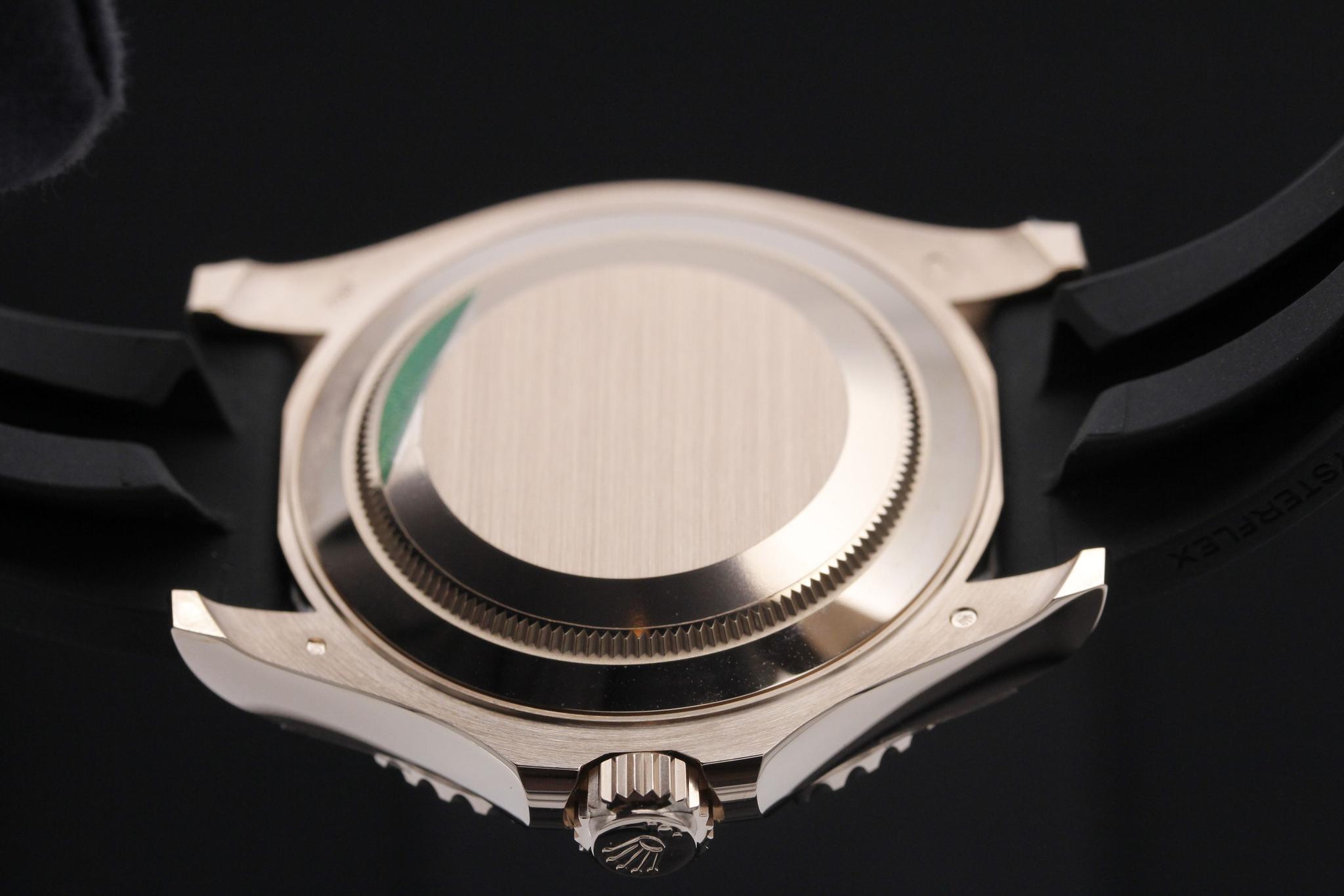Watch Image 7