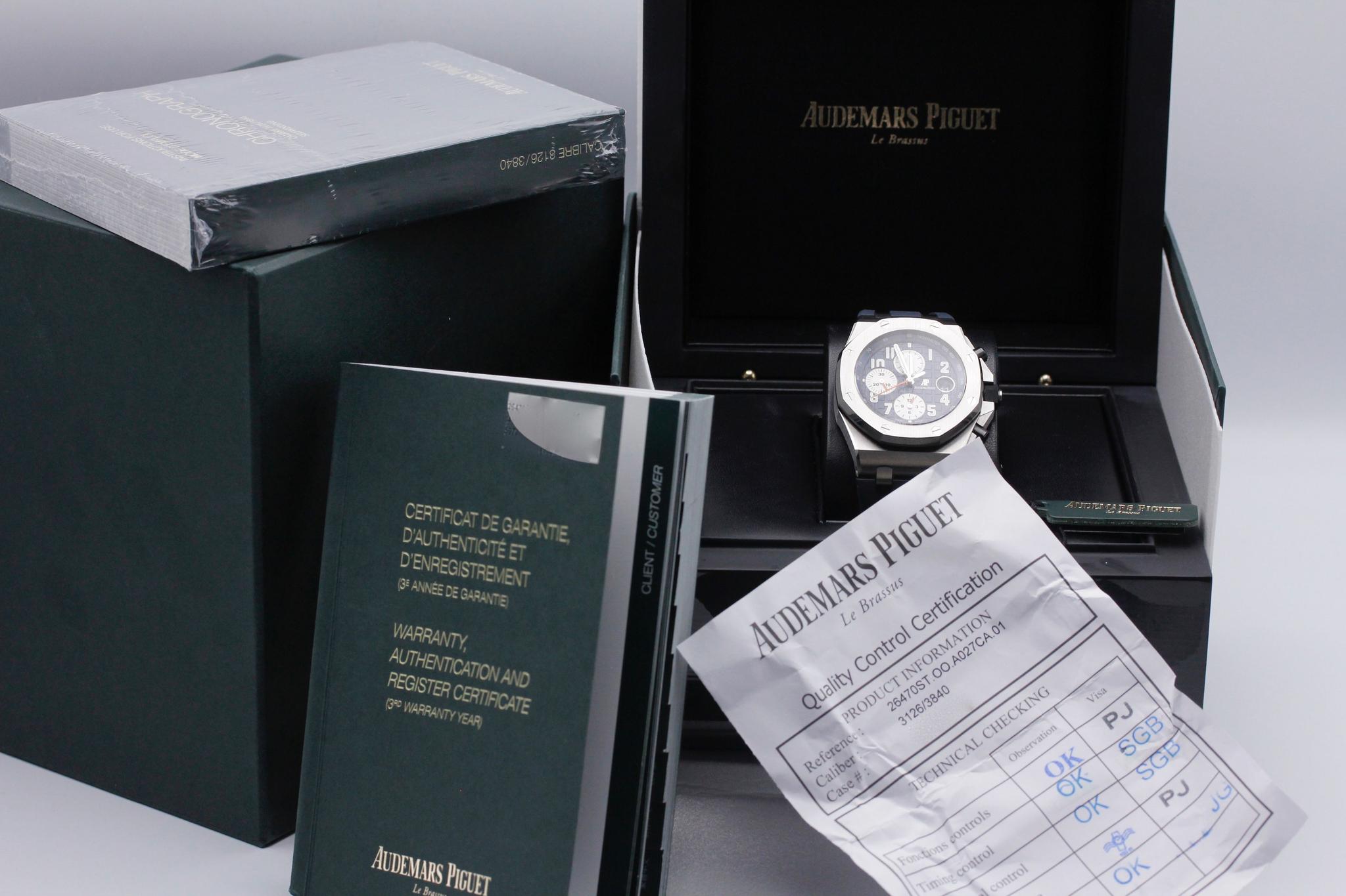Watch Image 12