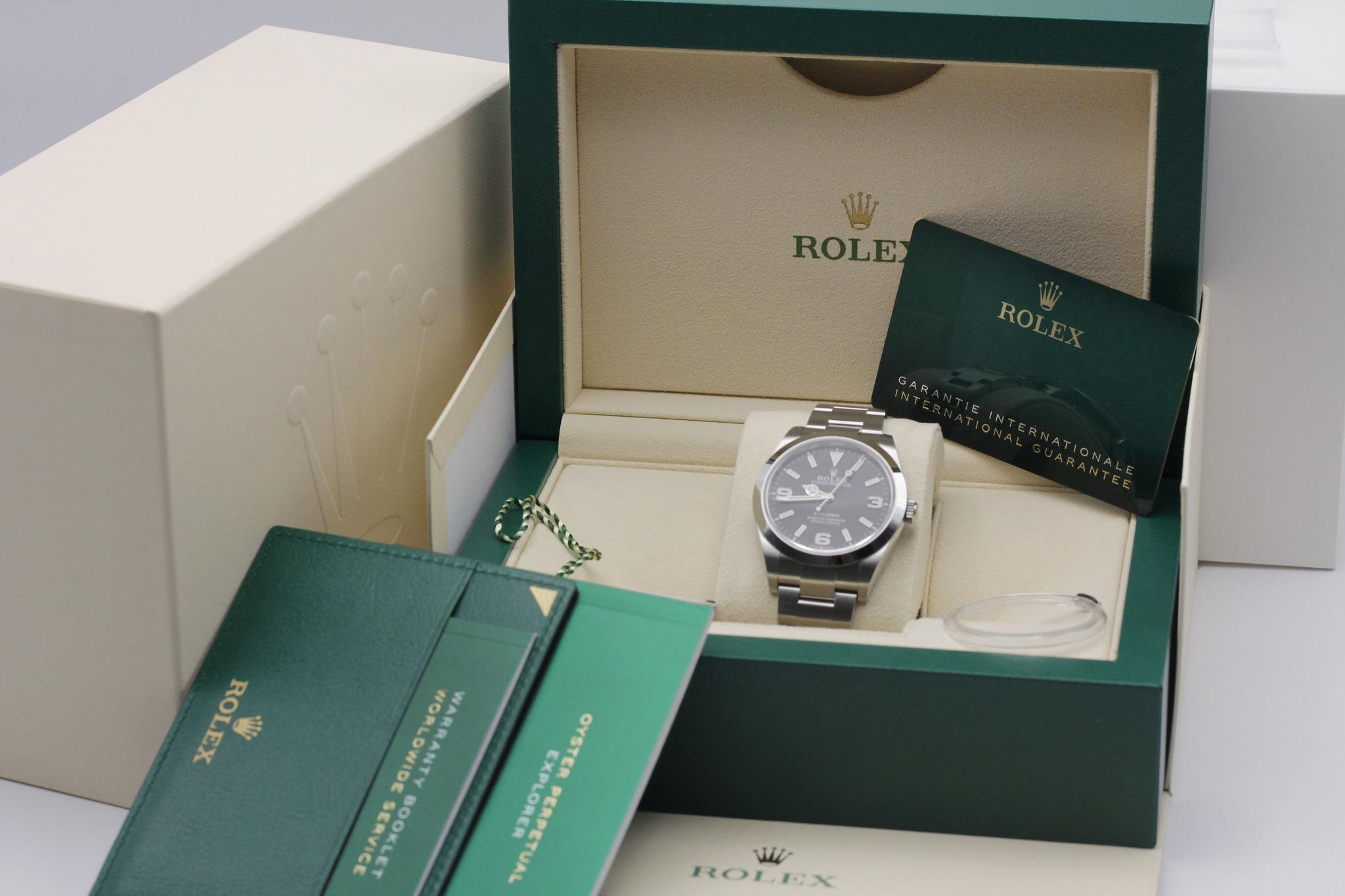Watch Image 11