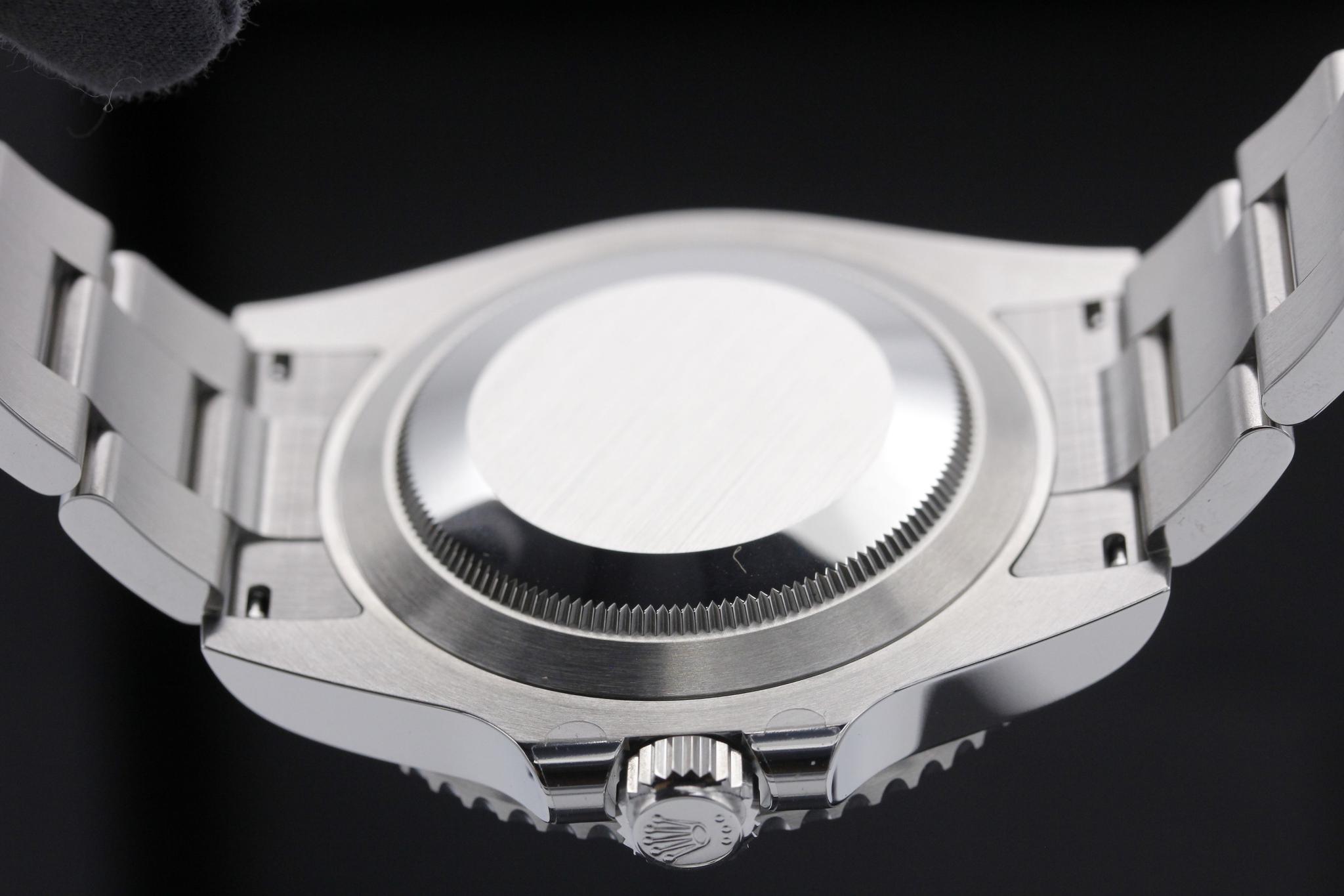Watch Image 7