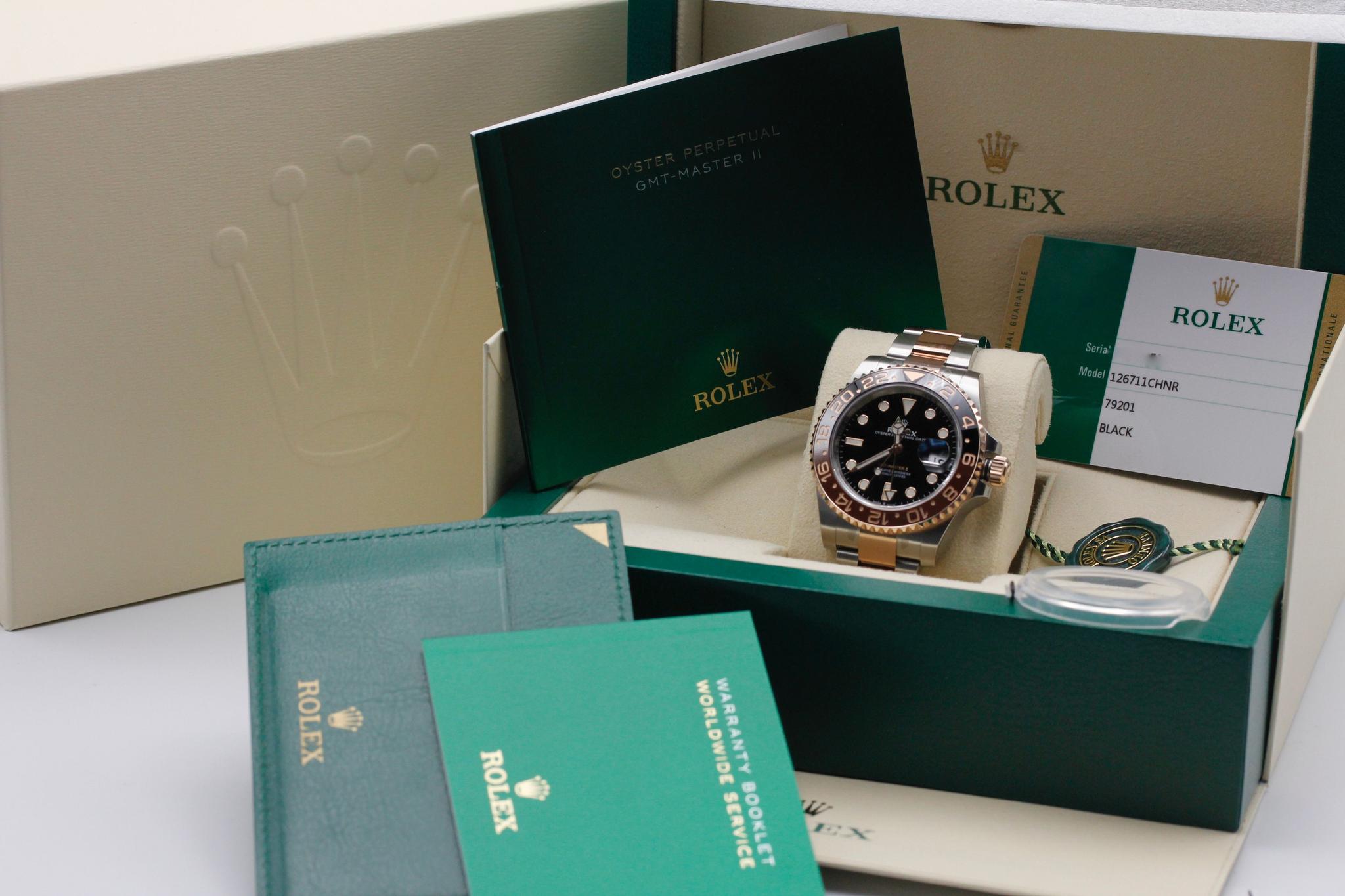 Watch Image 11