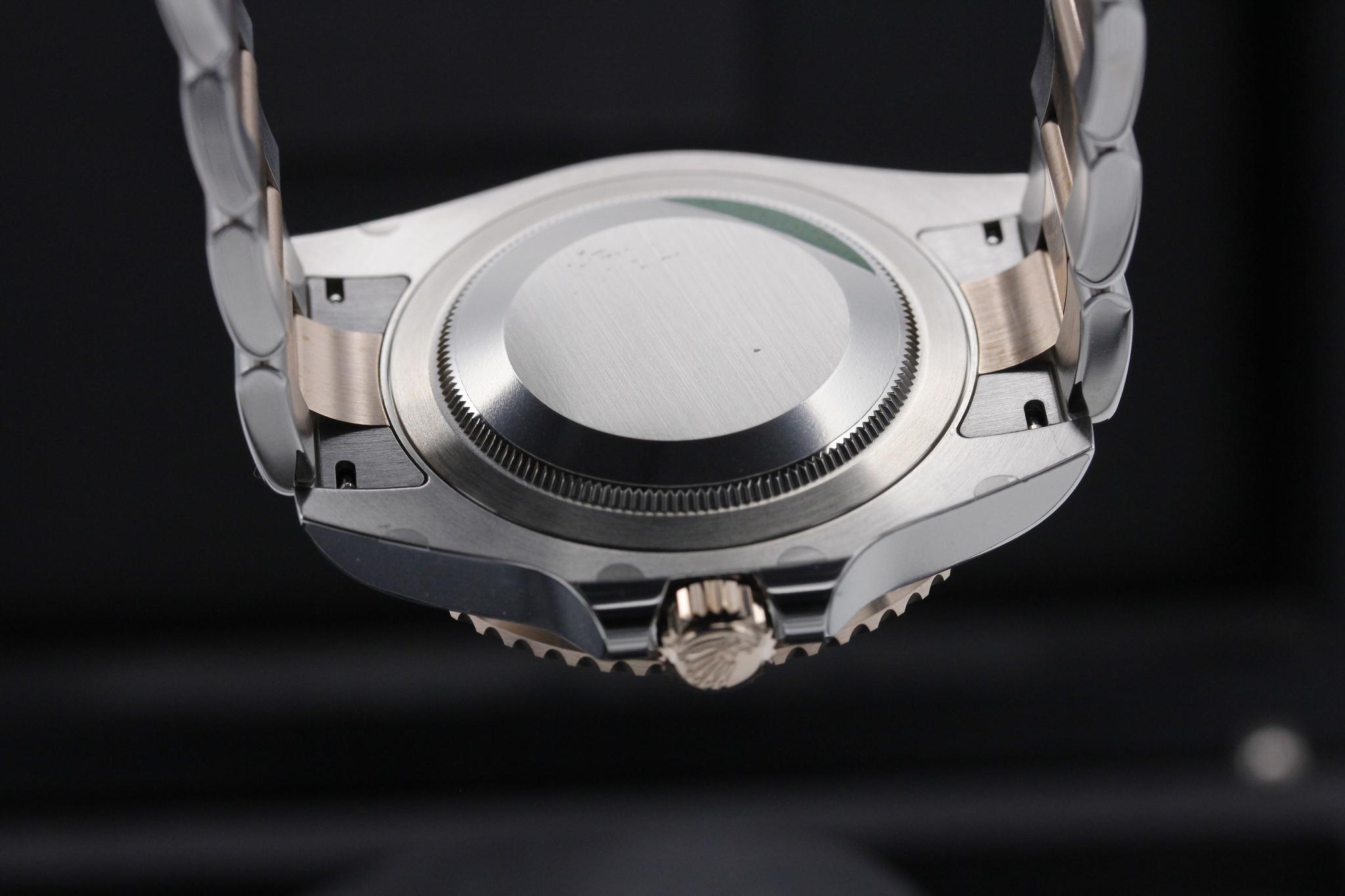 Watch Image 7
