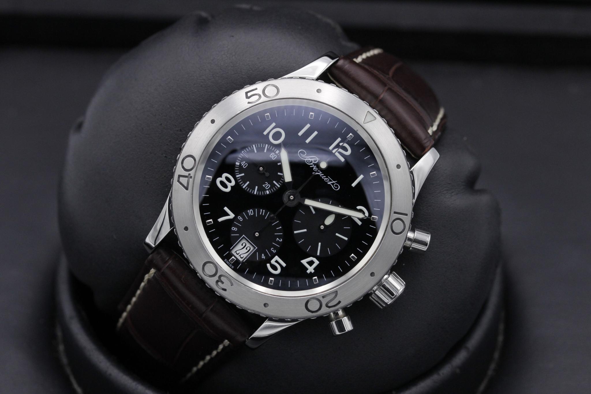 Watch Image 9
