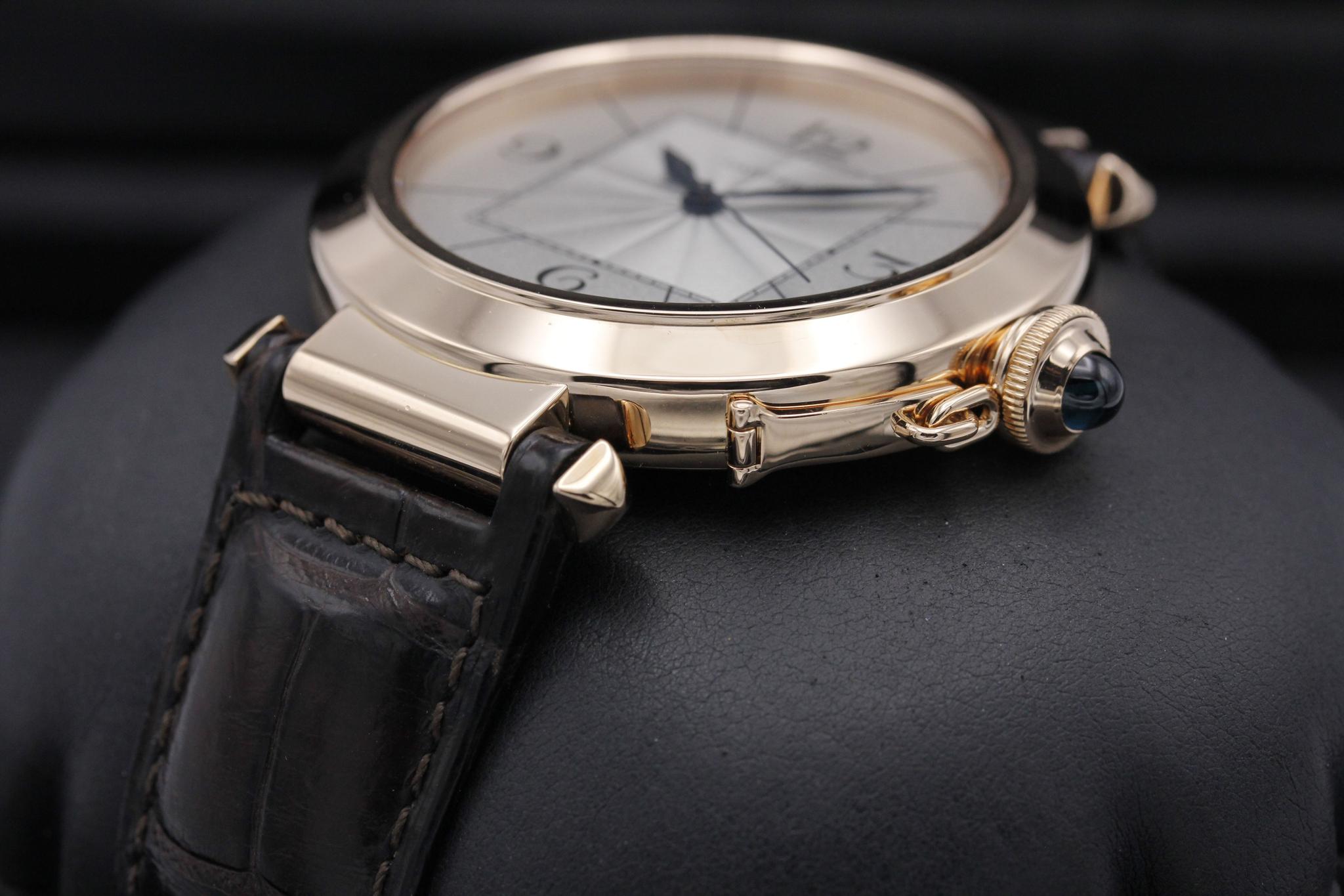 Watch Image 2