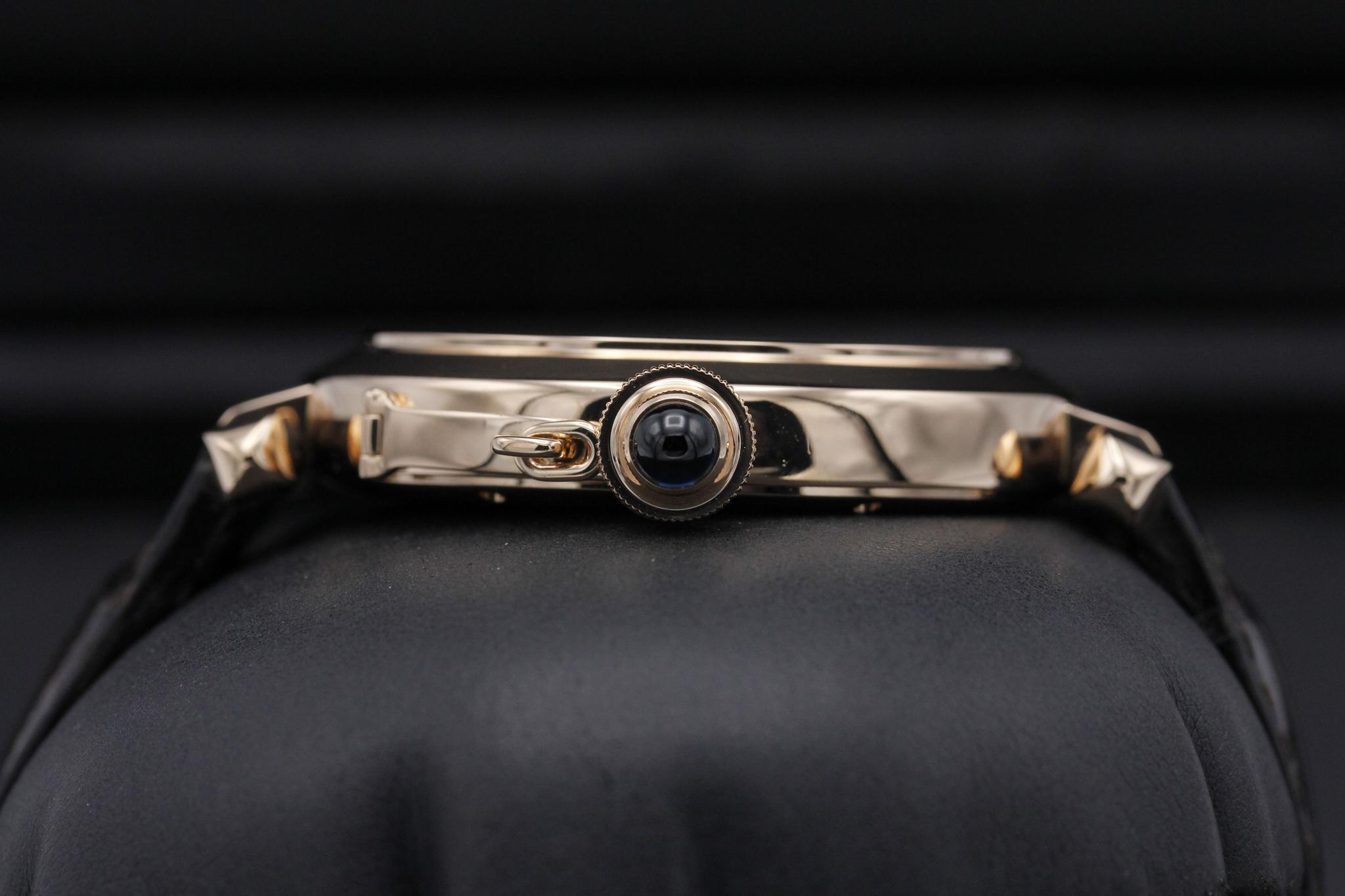 Watch Image 3