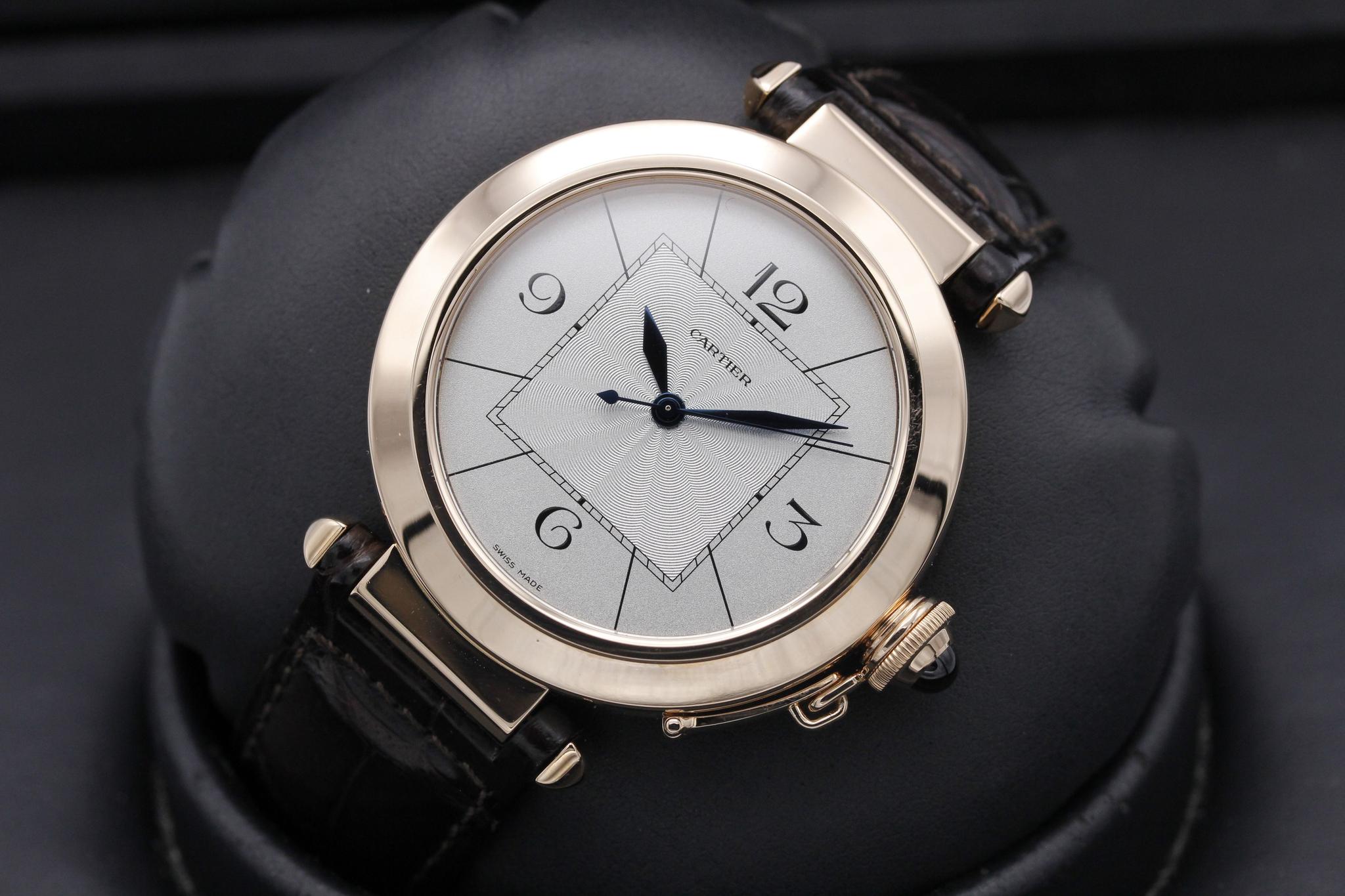 Watch Image 10