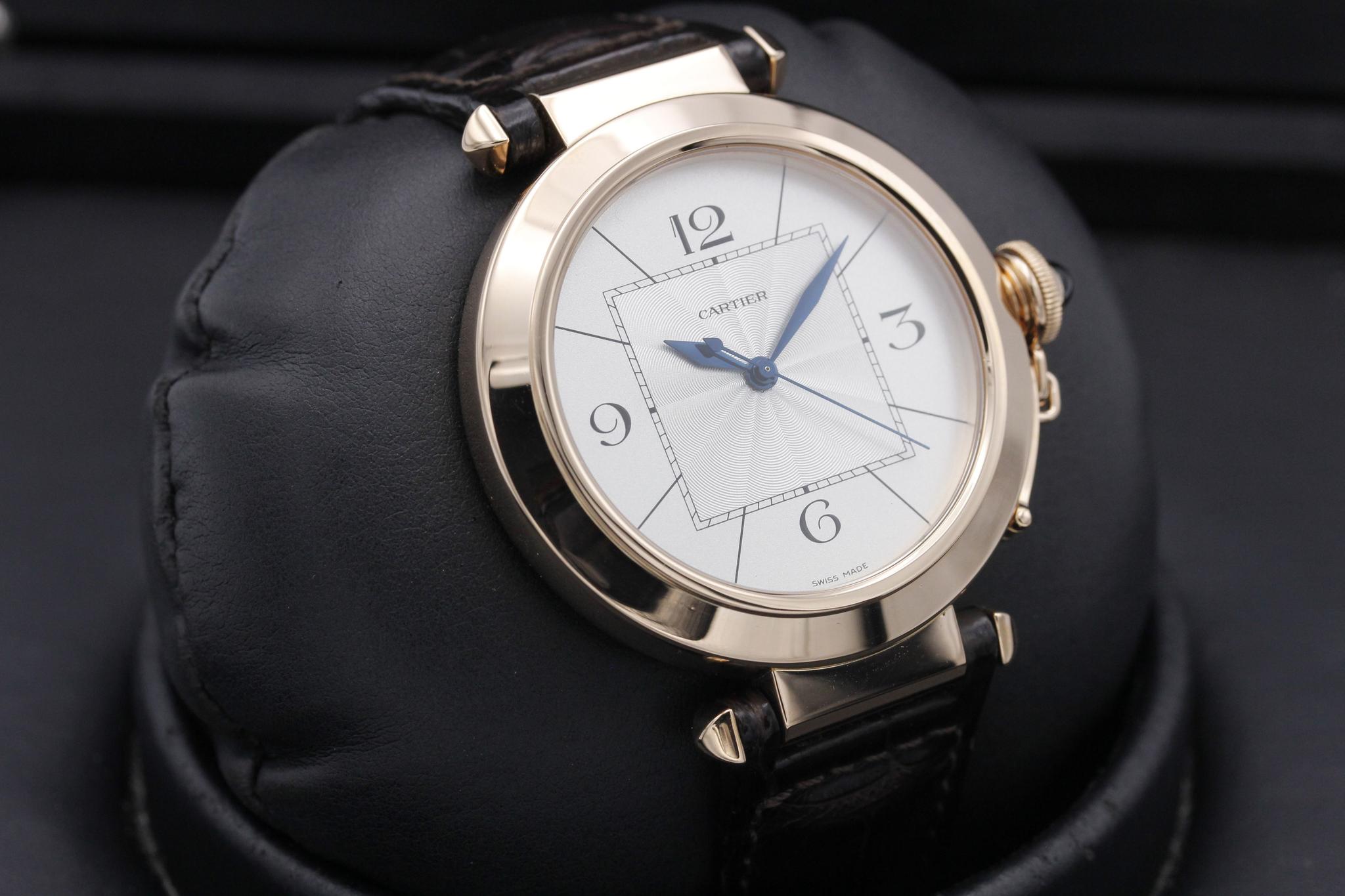 Watch Image 11