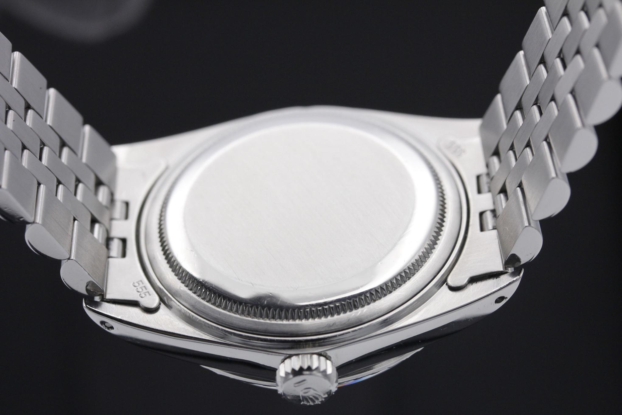 Watch Image 7